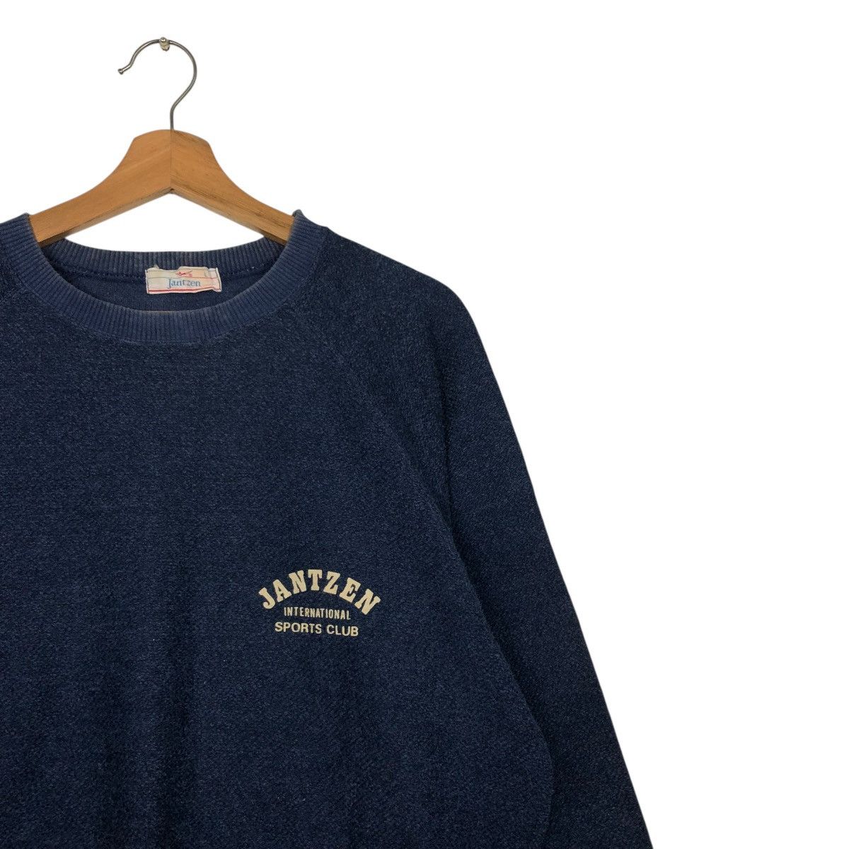 Jantzen 🔥VINTAGE TOP SWEATSHIRT CREWNECK JANTZEN SPELL OUT Size US L / EU 52-54 / 3 - 8 Thumbnail