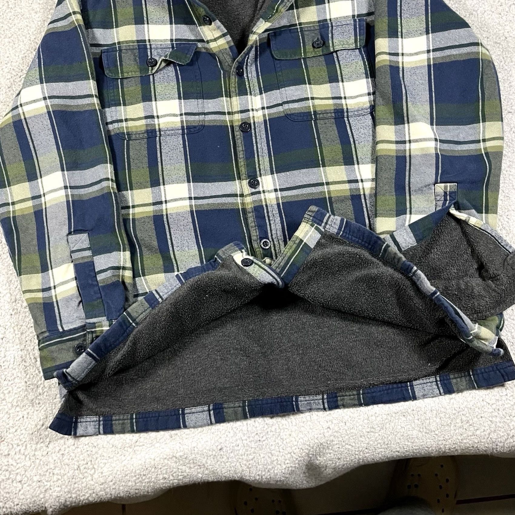 Vintage LL Bean Shirt Mens L Plaid Heavy Fleece Sherpa Lined Shacket Flannel Pockets Size US L / EU 52-54 / 3 - 7 Thumbnail