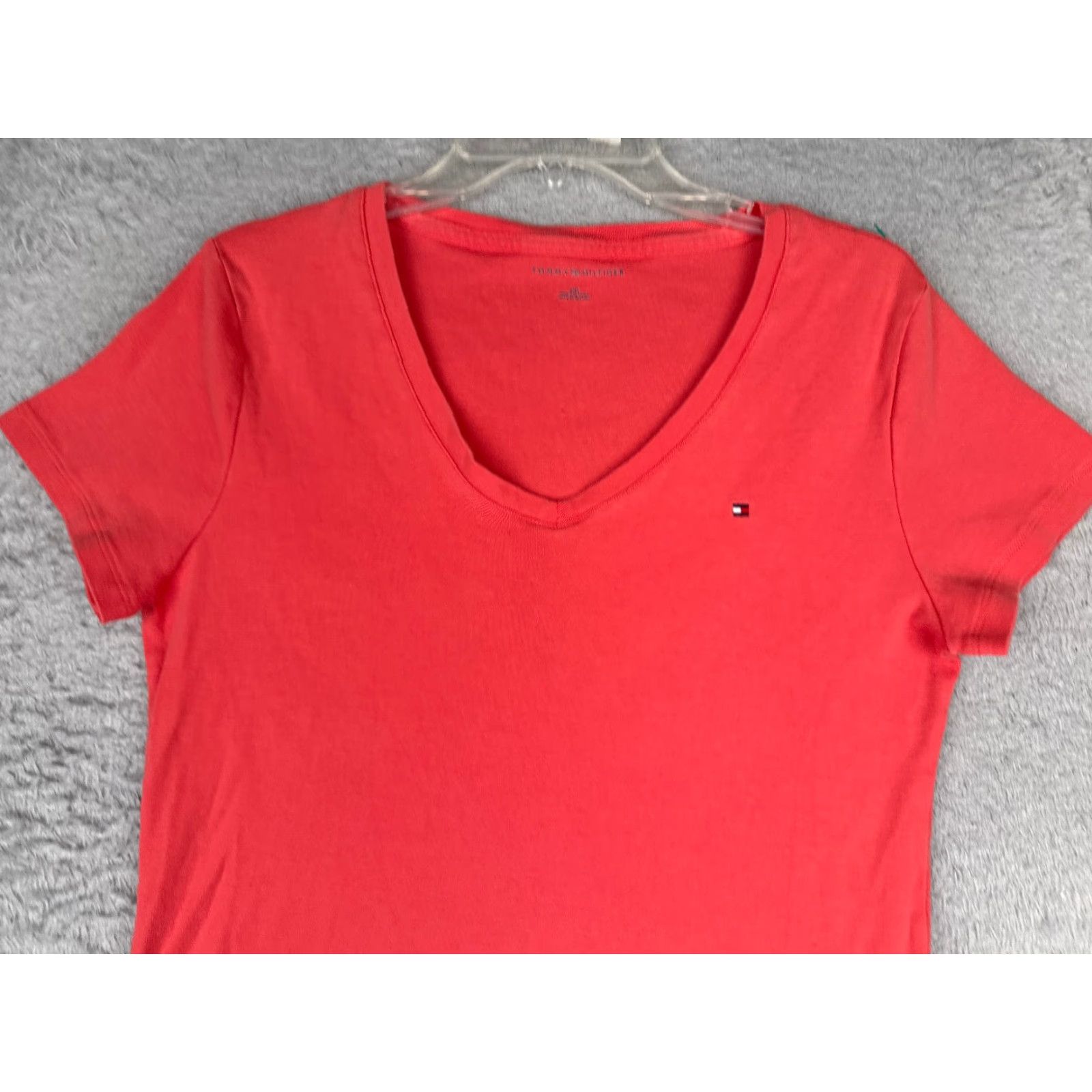 Tommy Hilfiger Tommy Hilfiger Shirt Women Large Pink V-Neck Short Sleeve 100% Cotton Size L / US 10 / IT 46 - 4 Thumbnail