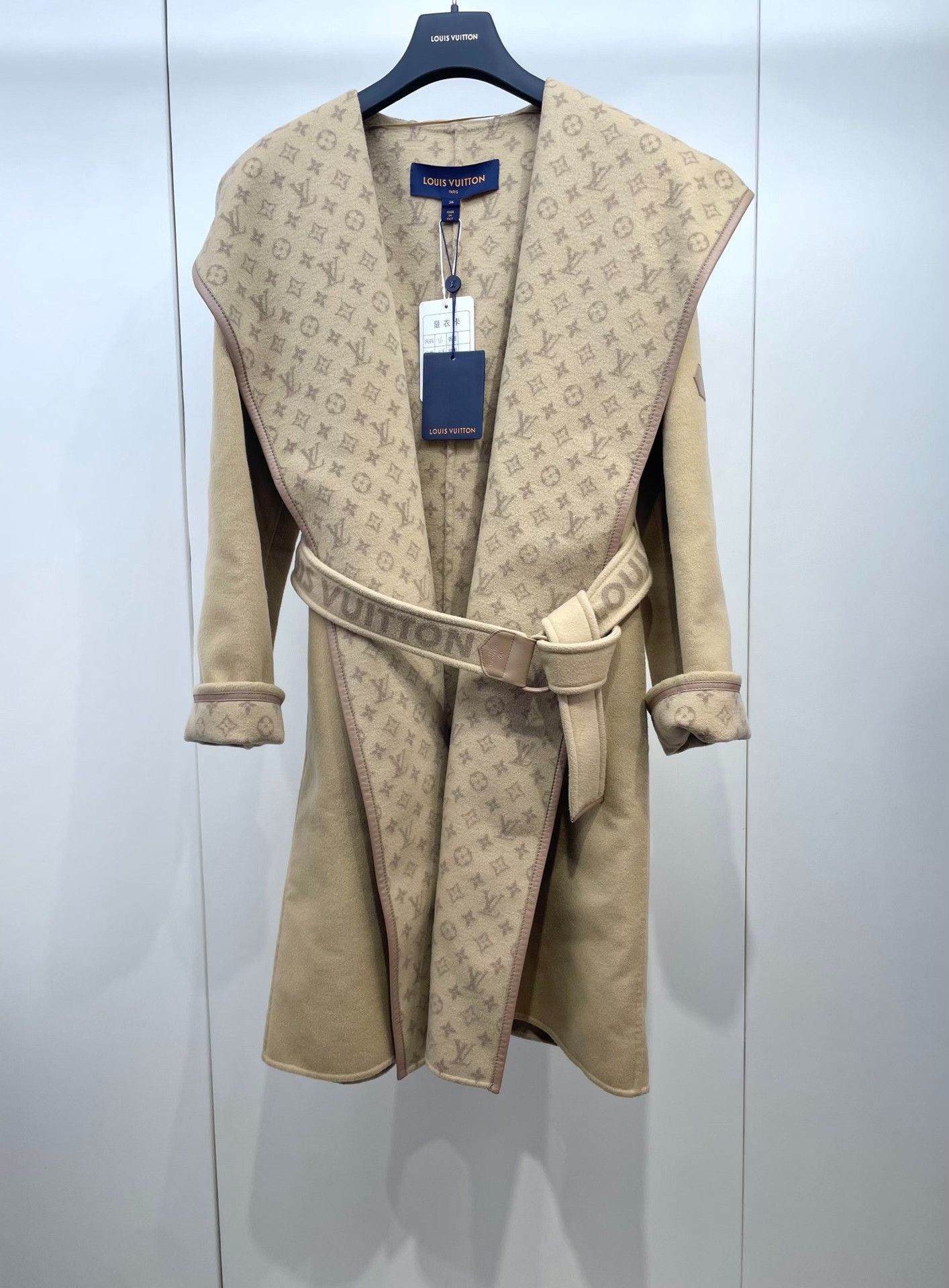 Louis Vuitton LV Monogram Bathrobe Coat Size XS / US 0-2 / IT 36-38 - 1 Thumbnail