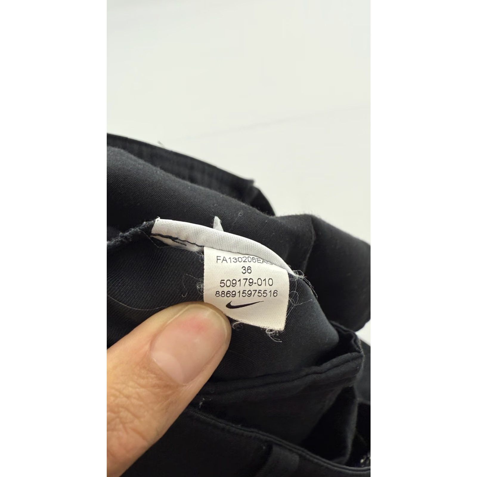 Nike Nike Golf Shorts Mens 36 Black Tour Performance Dri-FIT Lightweight 509179-010 Shorts Mens 36 Black Tour Performance Dri-FIT Nike Size US 36 / EU 52 - 5 Thumbnail