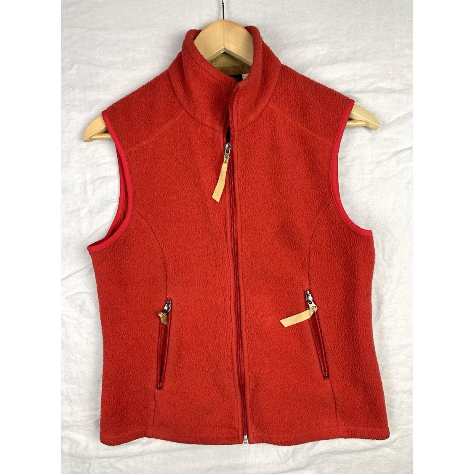 Patagonia VINTAGE Patagonia Synchilla Vest Womens Medium Red Full Zip Fleece Outdoors Size M / US 6-8 / IT 42-44 - 2 Thumbnail