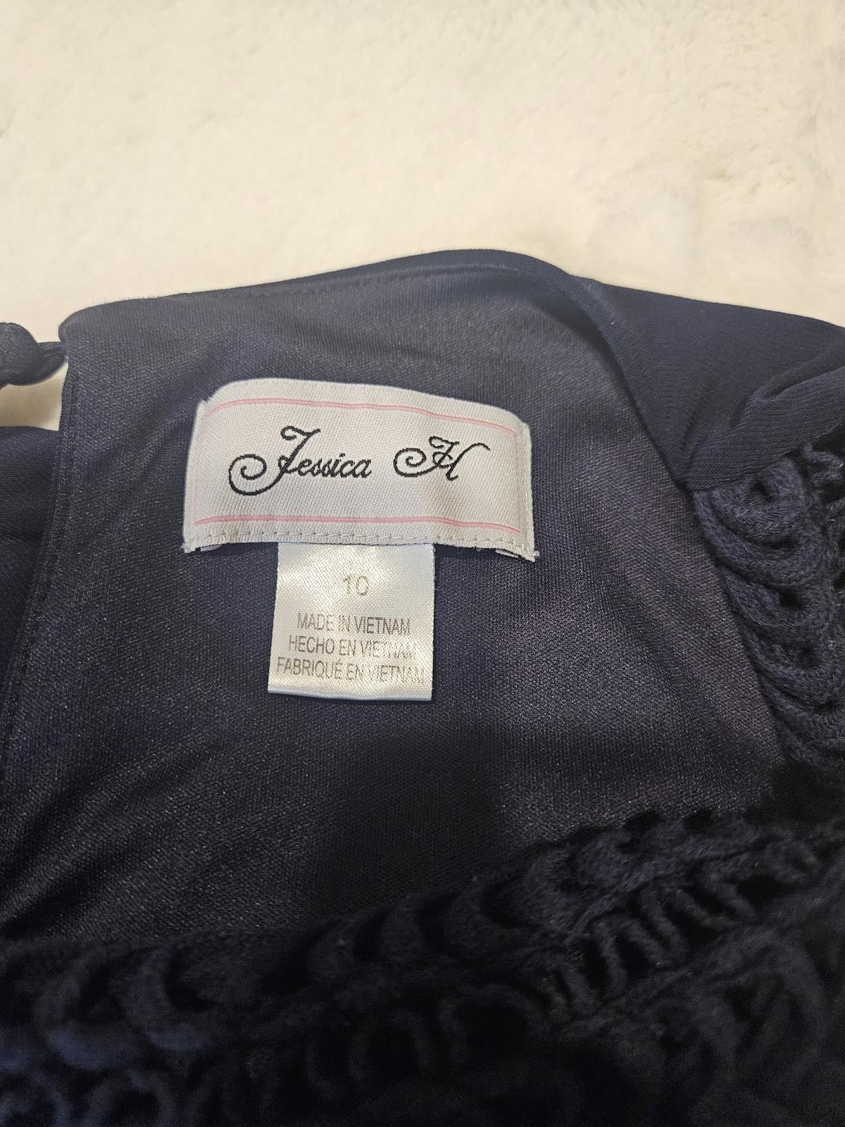 Designer Jessica Howard Navy Dress with Crochet Neckline Size L / US 10 / IT 46 - 7 Thumbnail