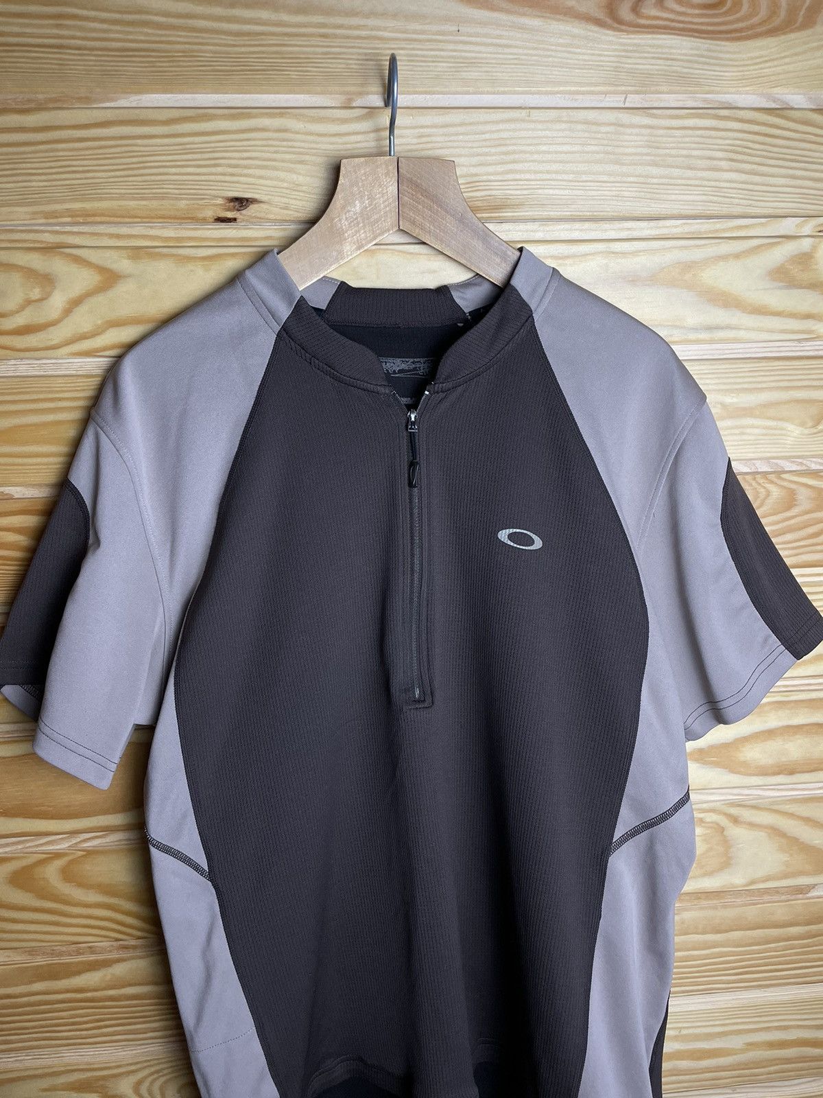 Oakley × Vintage Vintage Oakley Cycling Shirt Size XL Size US XL / EU 56 / 4 - 2 Thumbnail