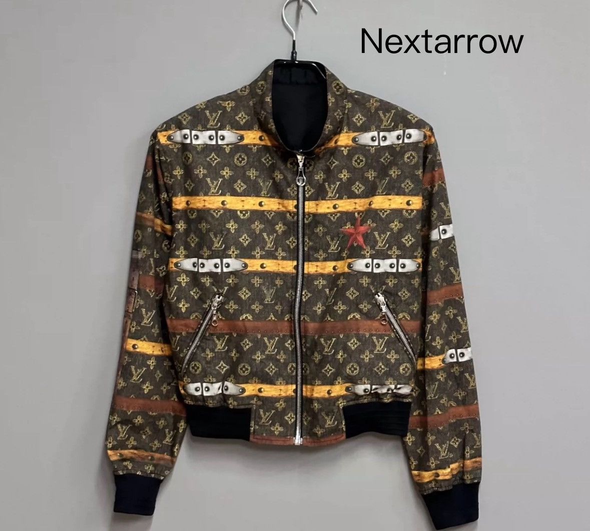 Louis Vuitton LOUIS VUITTON Luggage with floral prints on the coat Size US S / EU 44-46 / 1 - 1 Thumbnail