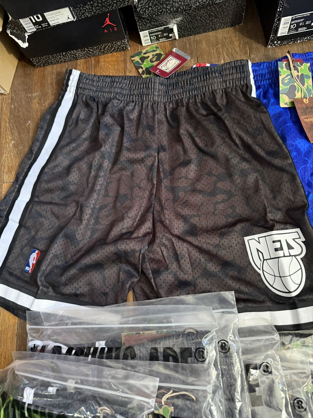 Bape × Mitchell & Ness Bape Brooklyn Nets shorts sz S-XXL Size US 40 / EU 56 - 1 Thumbnail