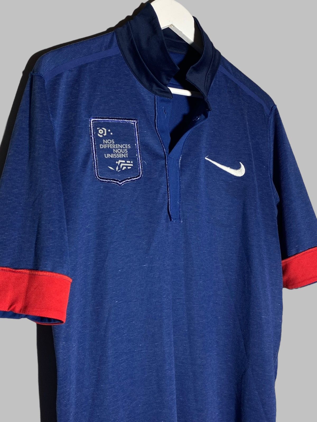 Nike Nike France National Team 2011 Home Football Shirt Size US M / EU 48-50 / 2 - 3 Thumbnail