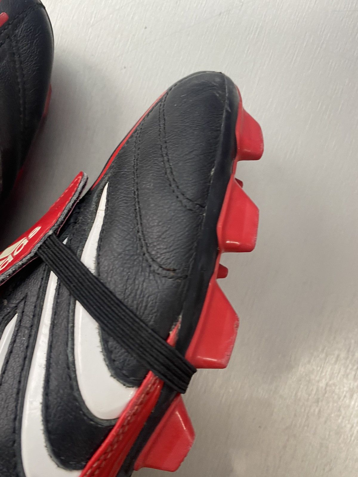 Vintage Adidas Predator Absolado TRX FG Red Black Size US 7.5 / EU 40-41 - 10 Thumbnail
