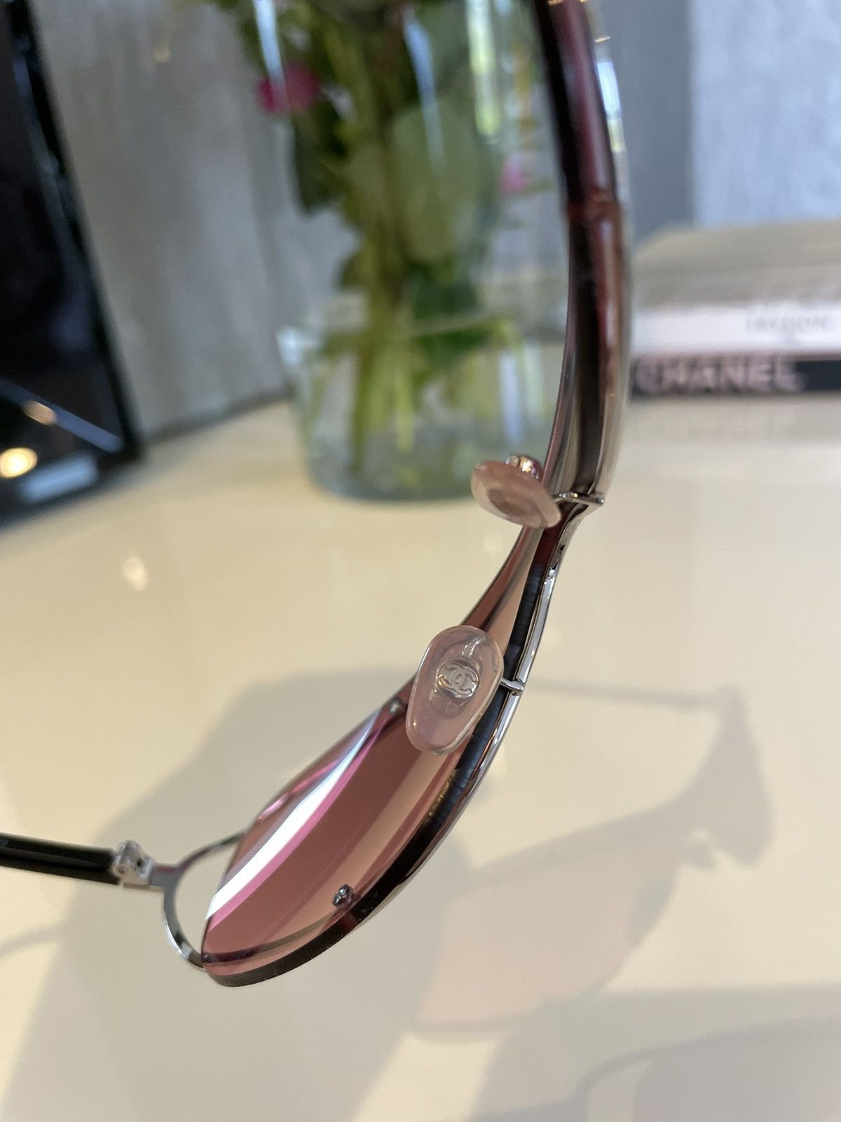 Chanel × Vintage 🔥ULTRA RARE🔥 Chanel Pink Vintage Sunglasses Size ONE SIZE - 9 Thumbnail