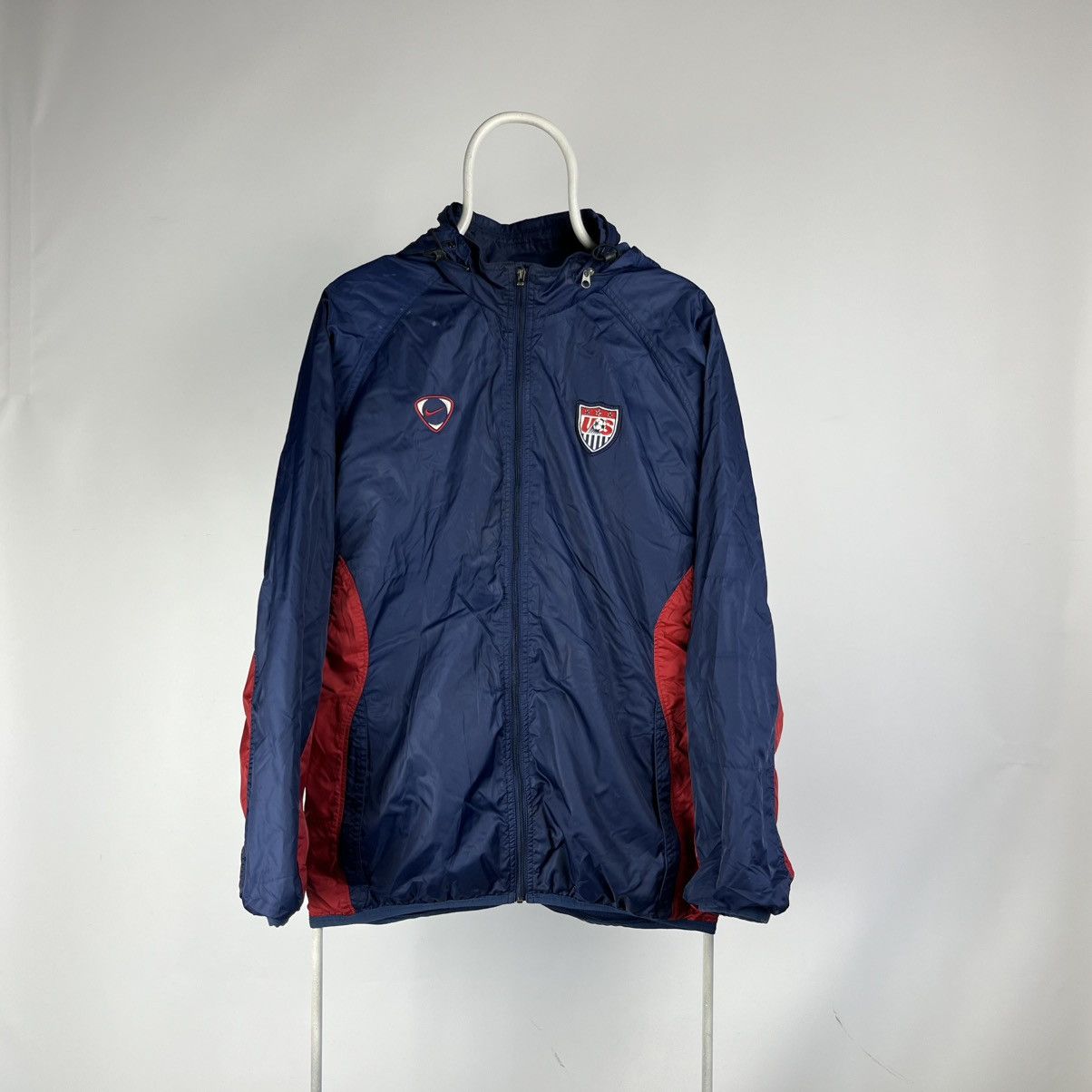 Nike Vintage Nike USA National jacket size Large Size US L / EU 52-54 / 3 - 1 Thumbnail