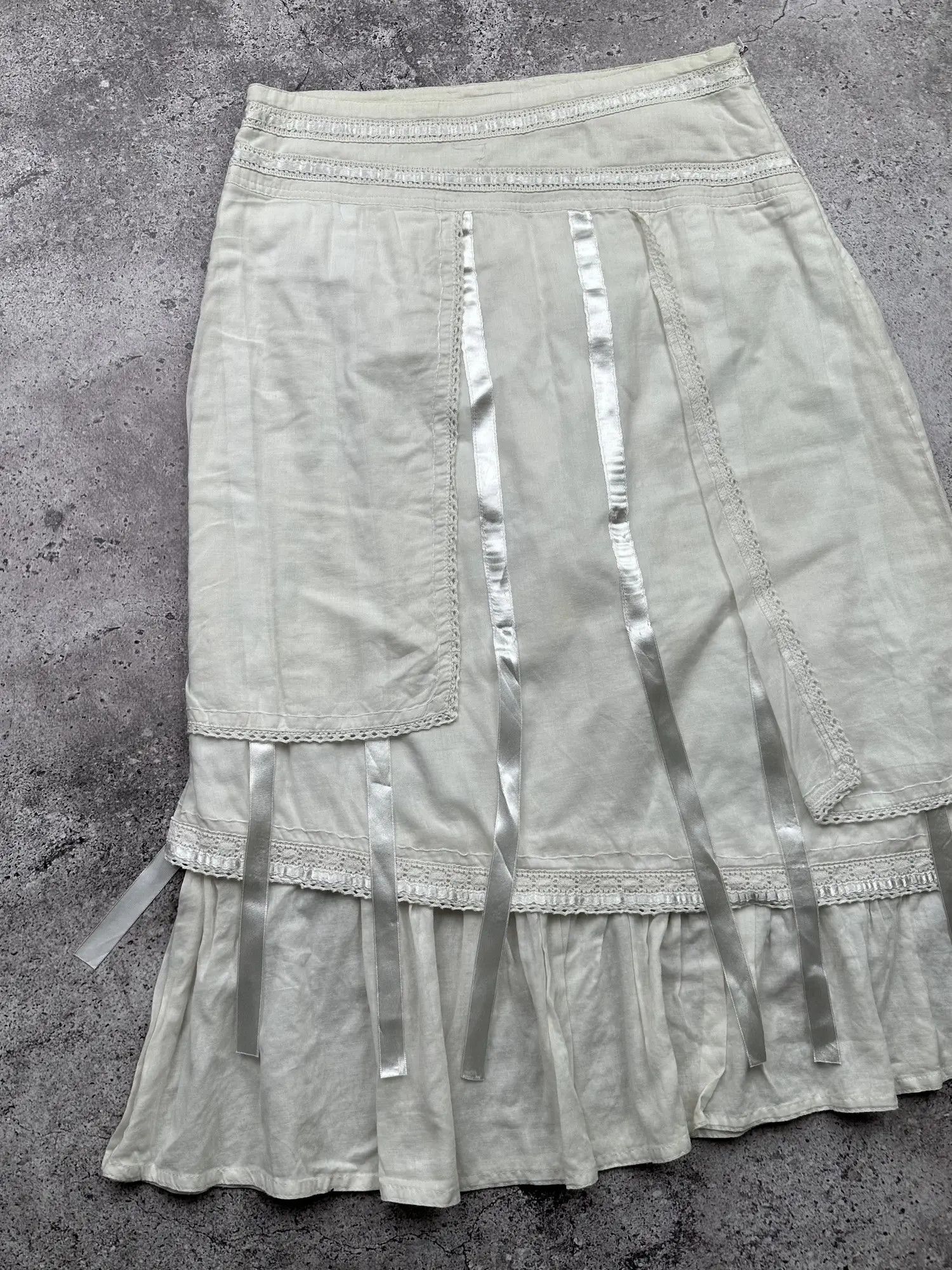 Vintage Vintage Bondage Flare Skirt C385(V643)(E8) Size 27" / US 4 / IT 40 - 2 Thumbnail
