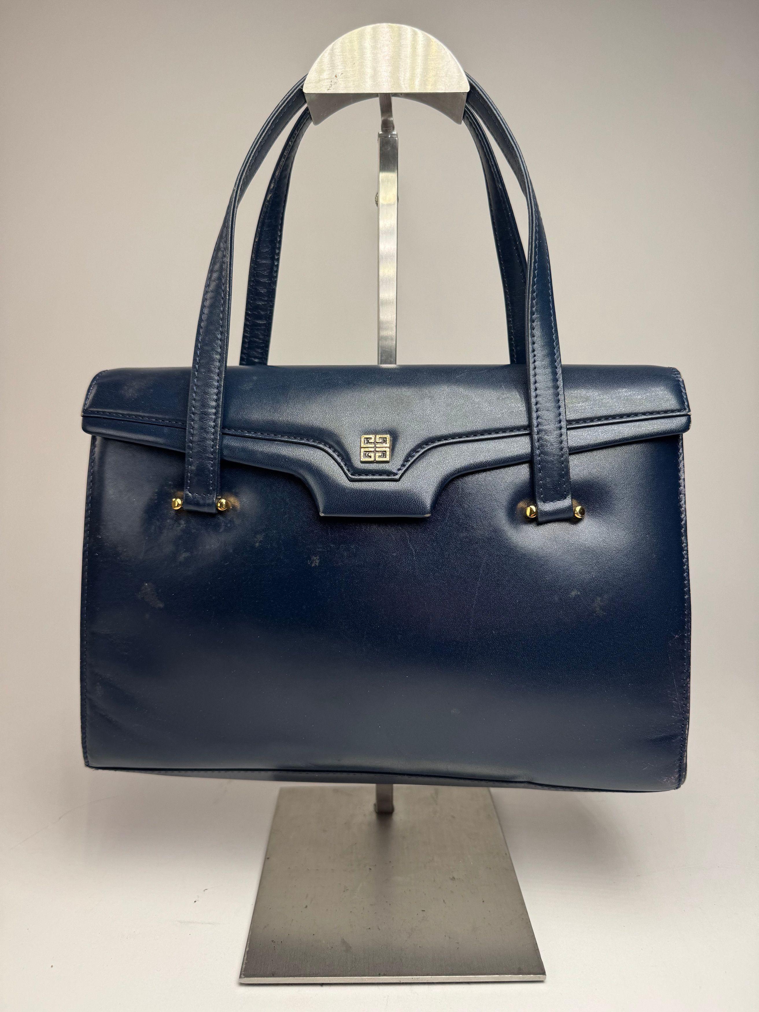 Givenchy Vintage Leather Handbag Navy Size ONE SIZE - 1 Thumbnail