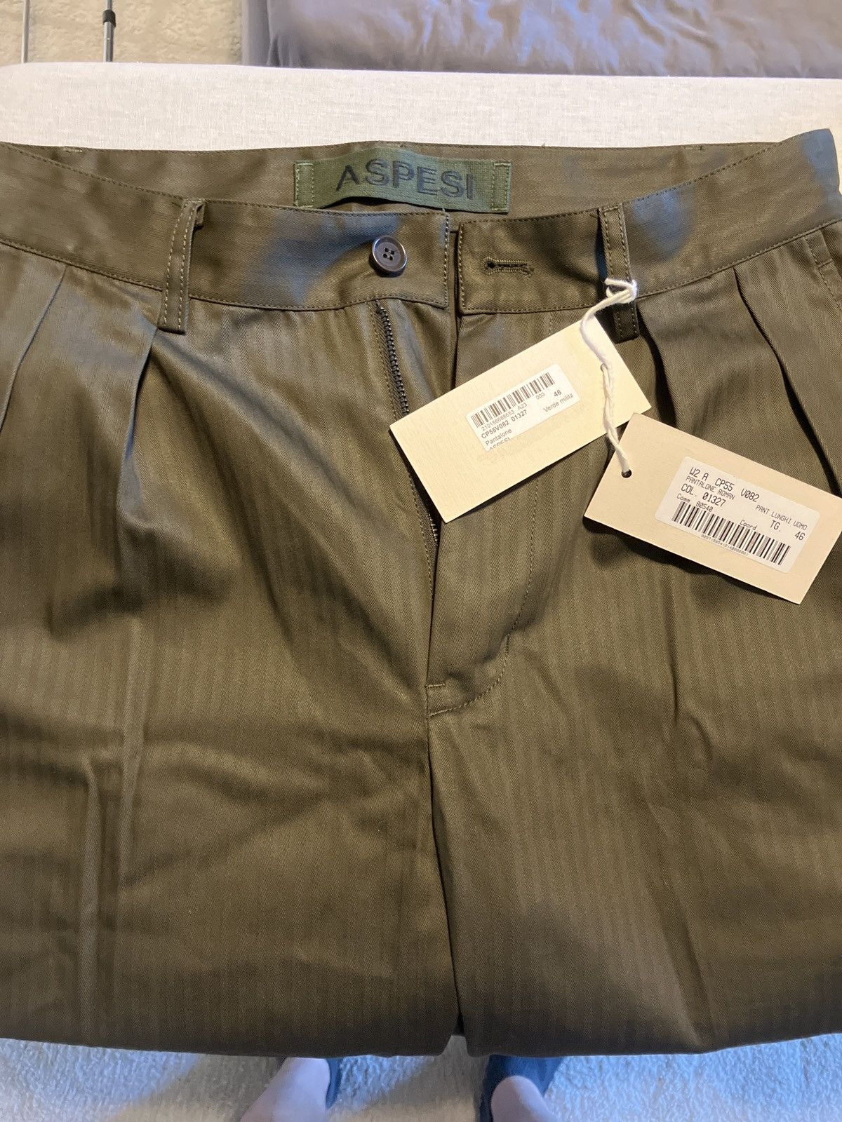 Aspesi Aspesi Roman Pleated Trousers - Size 46 Size US 30 / EU 46 - 1 Thumbnail