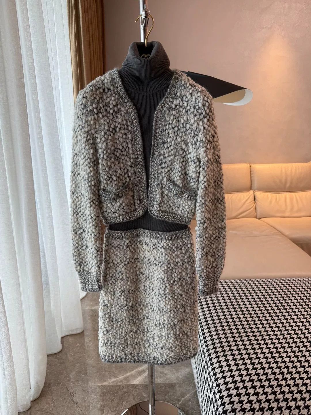 Chanel Chanel Knitted Cardigan Dress Set Size XXS / US 00 / IT 34 - 1 Thumbnail