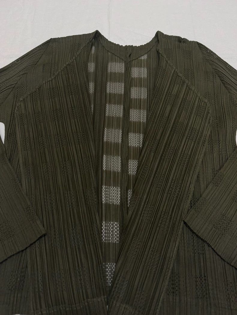 Issey Miyake issey miyake size:3 Olive green pleated hollowed-out cardi Size XXS / US 00 / IT 34 - 3 Thumbnail