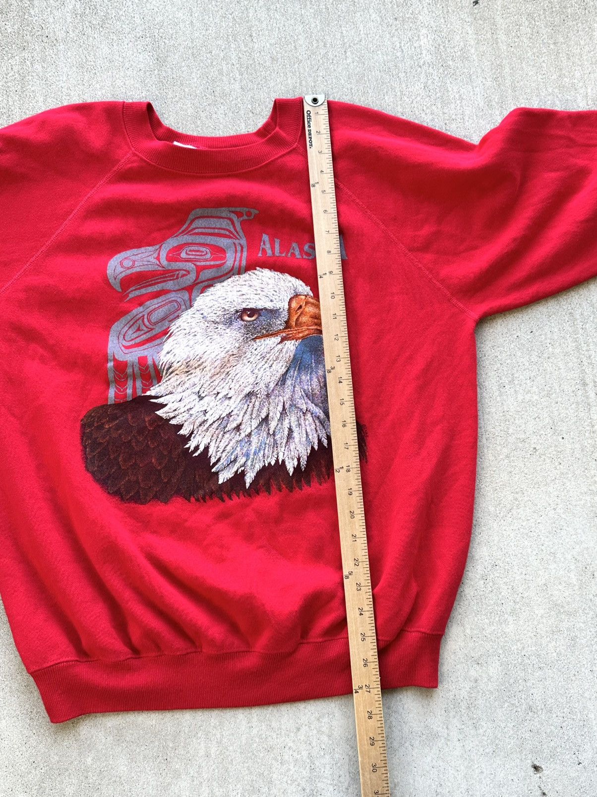 Vintage Vintage Alaska Sweatshirt Eagle Nature Hanes USA 90s Size US XL / EU 56 / 4 - 5 Thumbnail