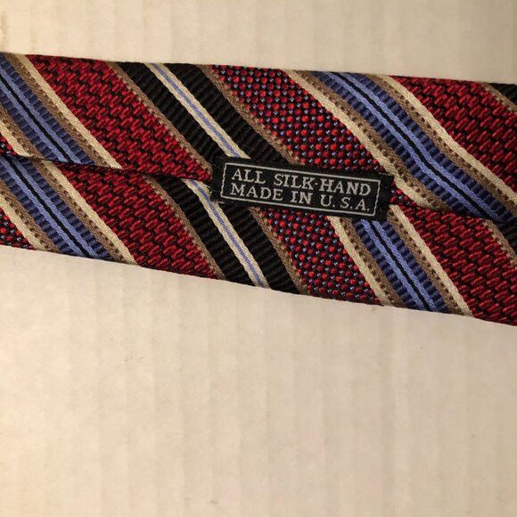 Other JZ Richards men's new red 100%silk tie 3 1/4" X 59" Size ONE SIZE - 4 Thumbnail