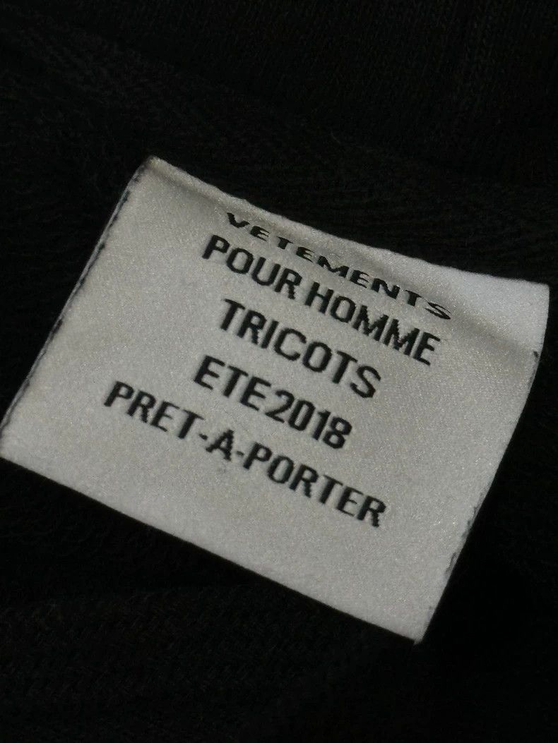 Vetements Vetements The collection chest print sweatshirt Size US M / EU 48-50 / 2 - 2 Thumbnail