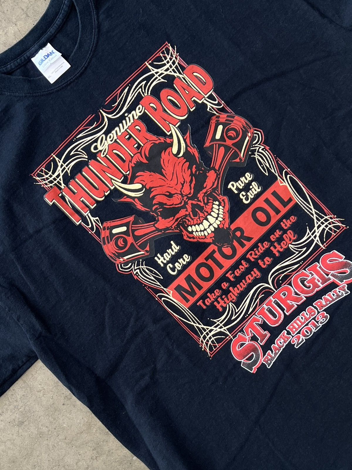 Harley Davidson Vintage Sturgis Devil Motor Oil Tee XL Size US XL / EU 56 / 4 - 1 Thumbnail