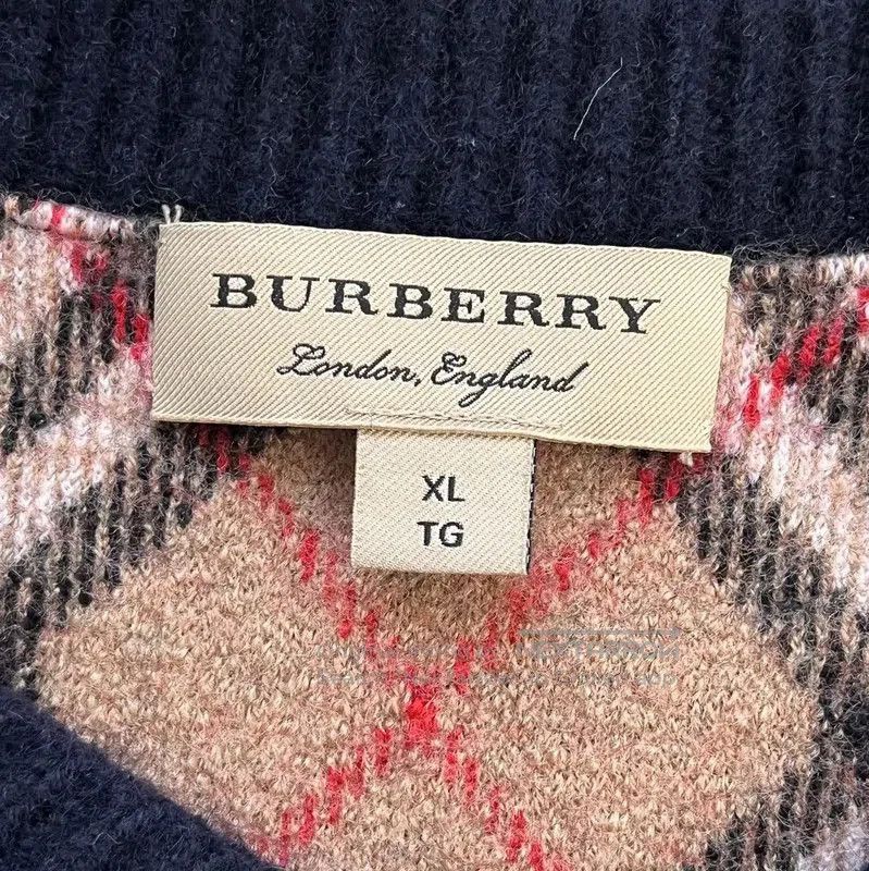 Burberry Burberry Navy Sweater with Green Stripes. Size XL / US 12-14 / IT 48-50 - 6 Thumbnail