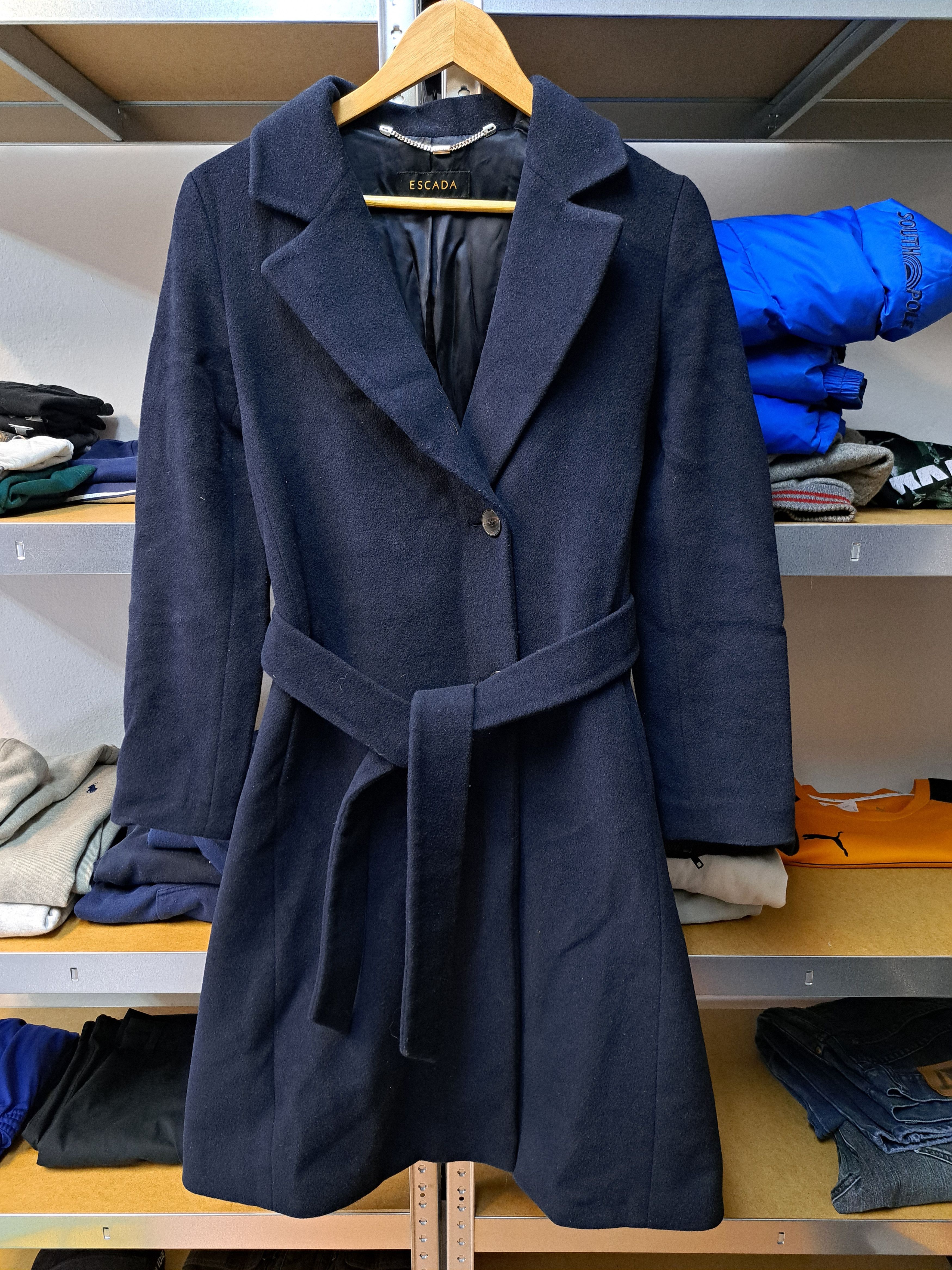 Escada Escada Cashmere and Wool Belted Coat Old Money Luxury Size XS / US 0-2 / IT 36-38 - 1 Thumbnail