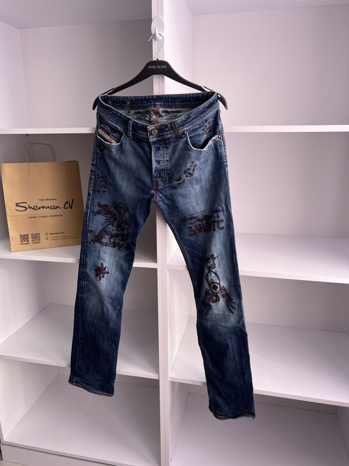 Designer × Diesel × Vintage RARE Y2K Criminal Bandit Embroidered Tattoo Denim Jeans Size US 32 / EU 48 - 4 Thumbnail