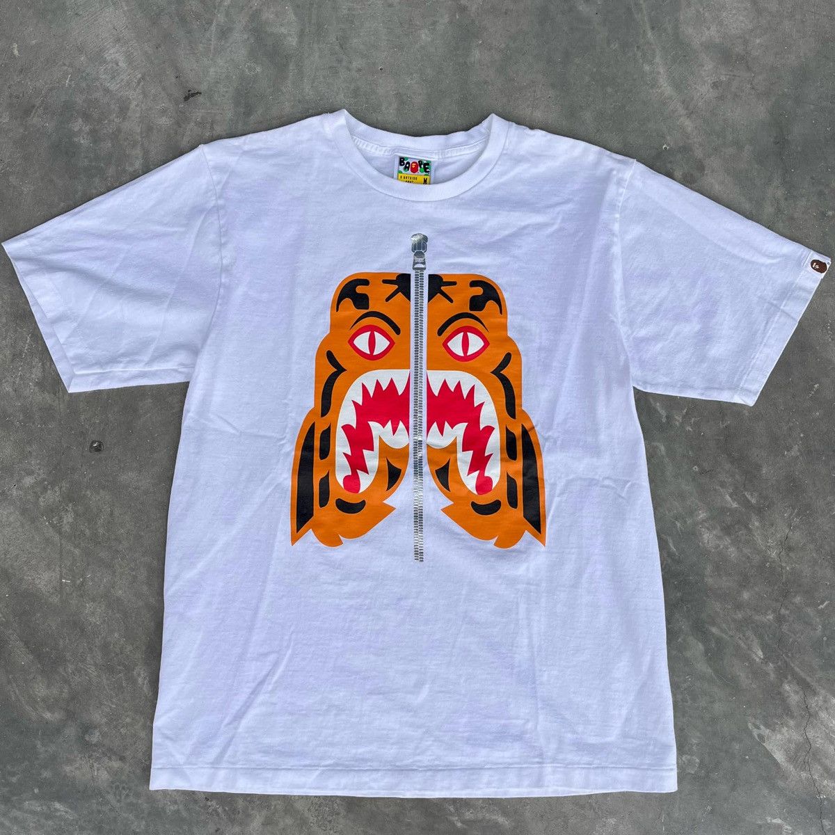 Bape A BATHING APE TIGER Short Sleeve T-Shirt m Size US M / EU 48-50 / 2 - 2 Thumbnail