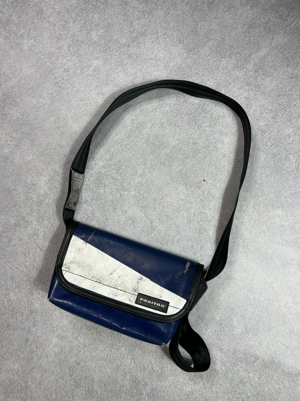 Freitag 💙🤍Freitag Recycled Blue Crossbody Bag Minimal Urban Style Size ONE SIZE - 4 Thumbnail