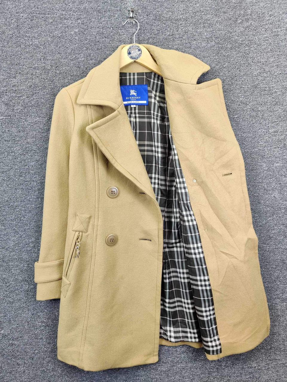 Burberry Burberry Blue Label Nova Check Wool Double Breasted Coat Size US S / EU 44-46 / 1 - 7 Thumbnail