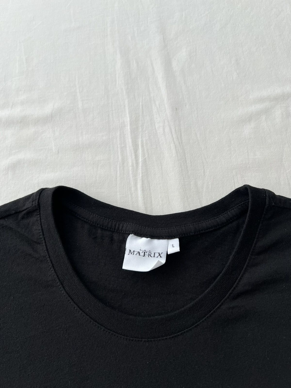 Vintage Vintage 2022 The Matrix Warner Bros Movie Black T-shirt Size US L / EU 52-54 / 3 - 7 Thumbnail
