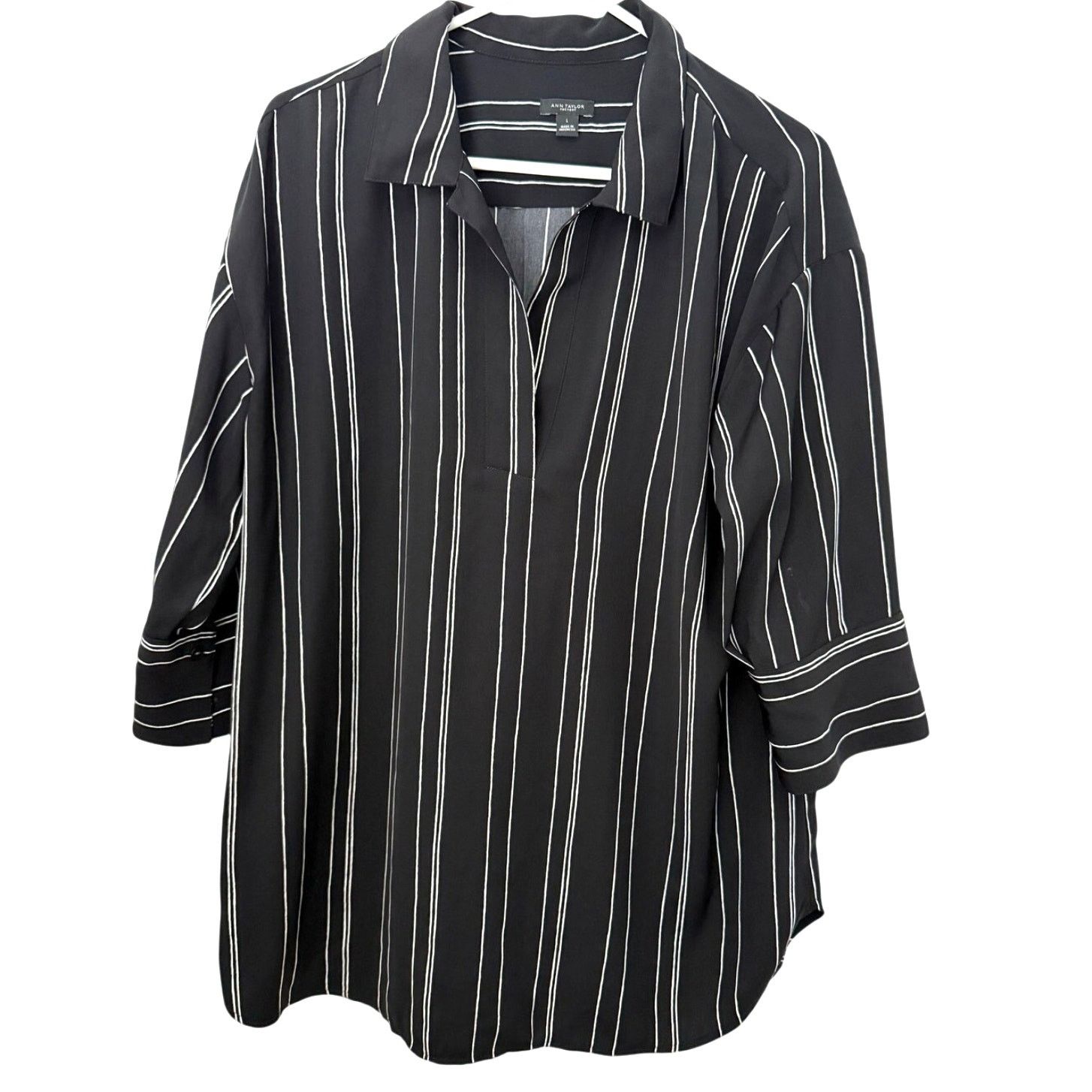 Ann Taylor Ann Taylor Factory Black & White Striped Blouse - Size L Size L / US 10 / IT 46 - 1 Thumbnail