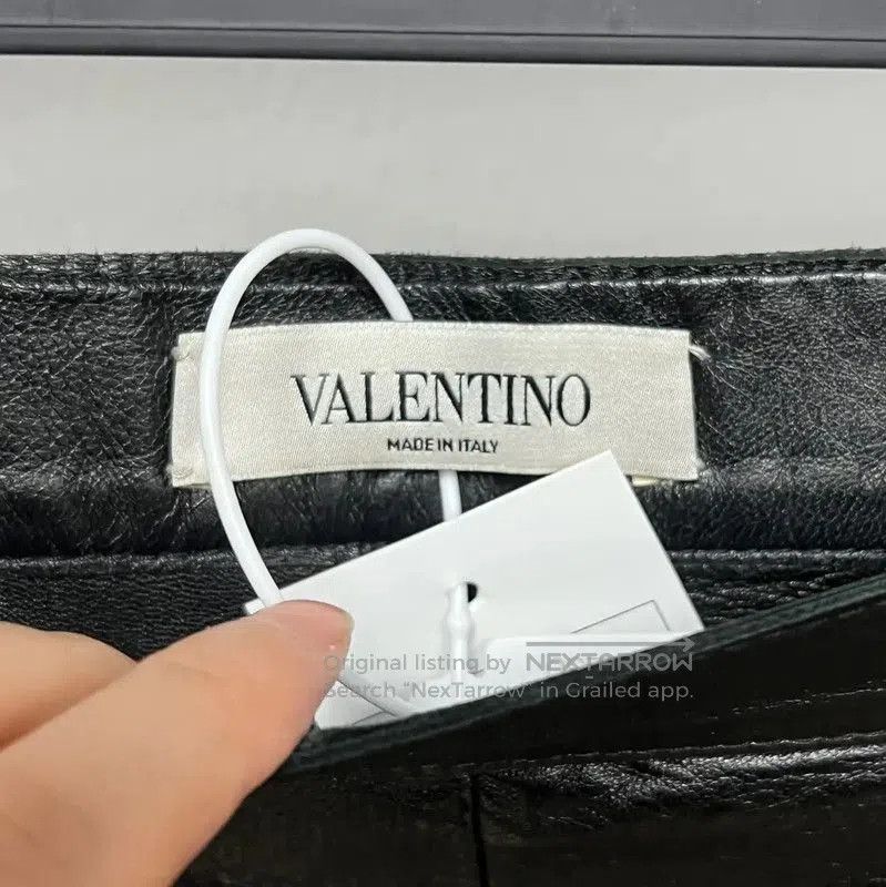 Valentino Valentino Black Leather Womens Shorts . Size 30" / US 8 / IT 44 - 3 Thumbnail