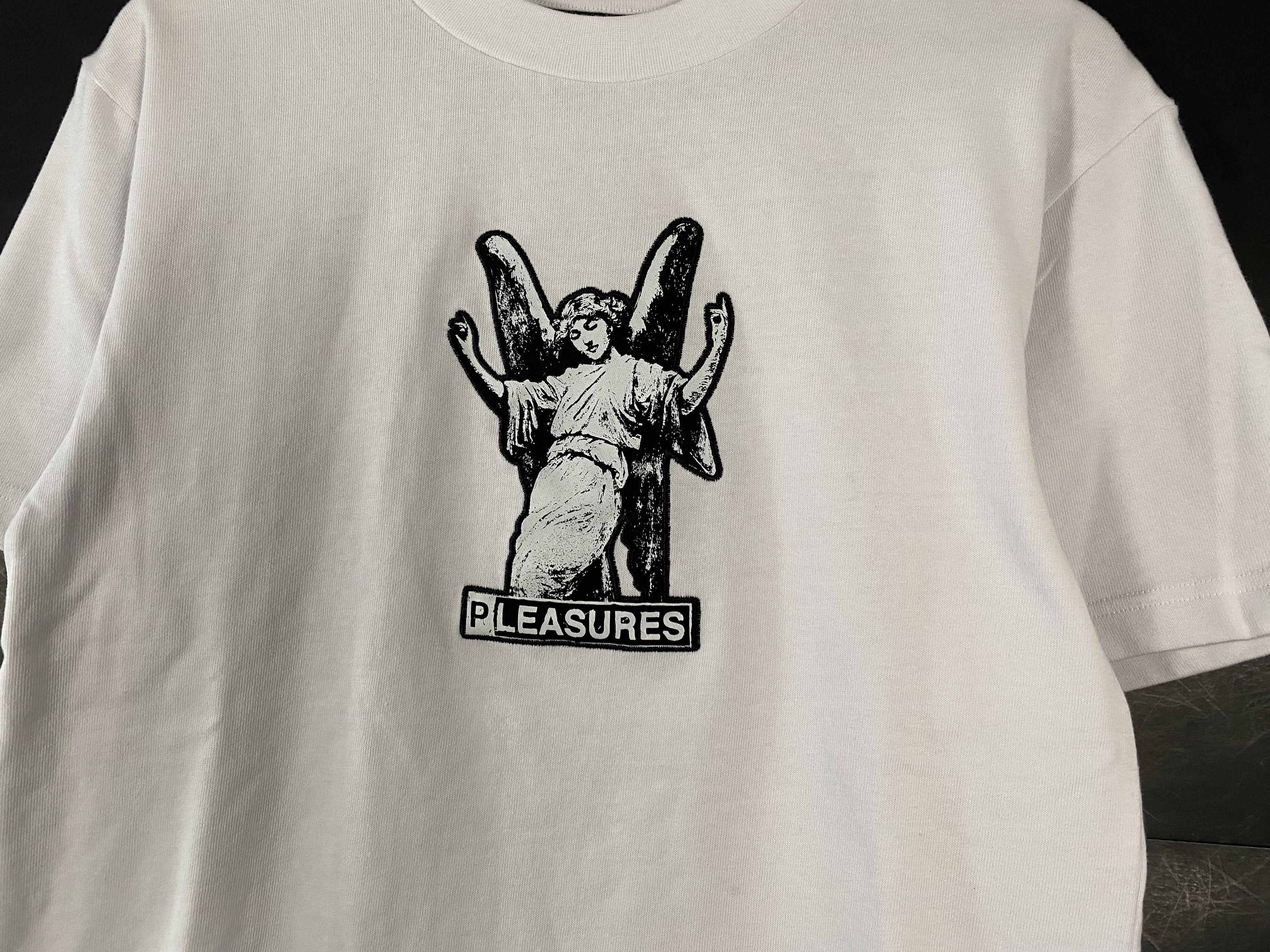 Pleasures Pleasures Fetish T-shirt white / black Size US S / EU 44-46 / 1 - 3 Thumbnail