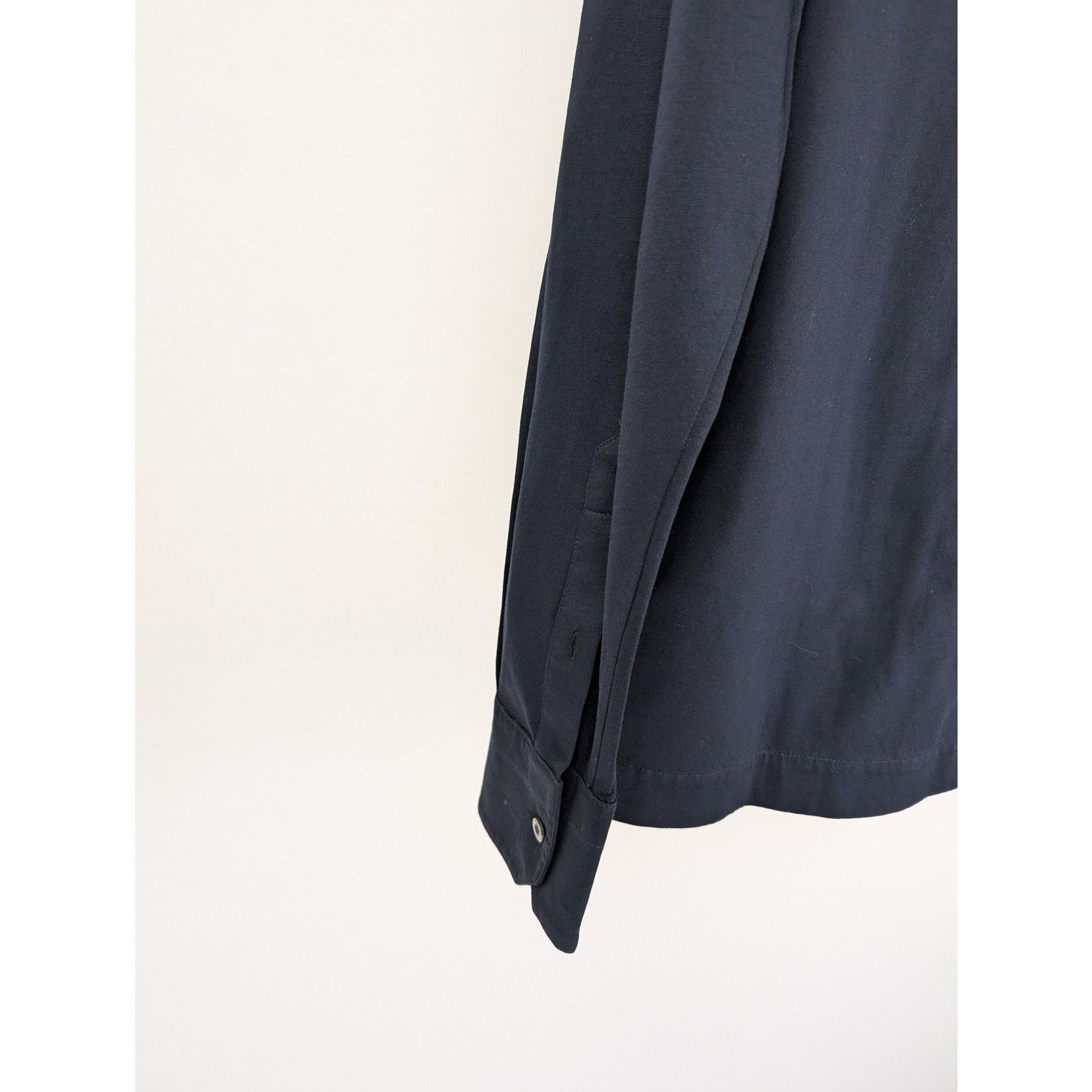 Tom Ford o1rshd1 Button up Shirt in Navy Blue Size US M / EU 48-50 / 2 - 14 Thumbnail