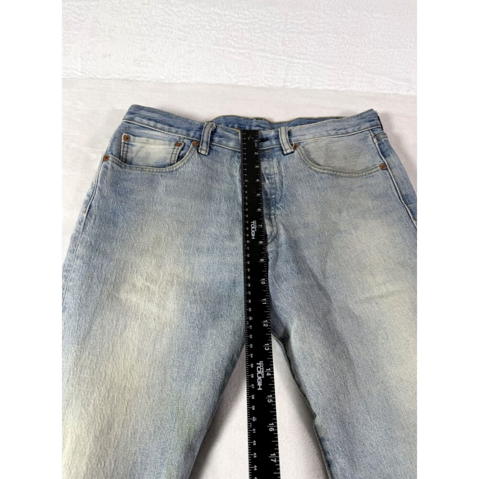 Levi's Levi's 501 Jeans Men's Size 31x32 Straight Leg Light Wash Denim Blue Regular Waist 31 Inseam 32 CT Size US 31 - 6 Thumbnail