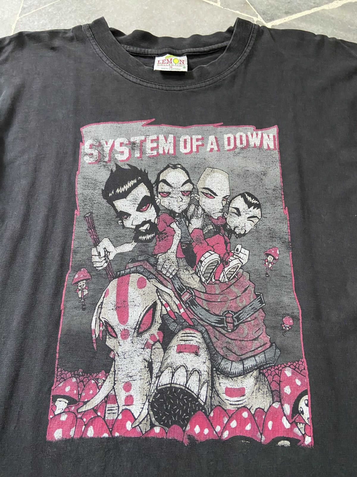 Band Tees Vintage System Of A Down Distressed Band Tee Size US L / EU 52-54 / 3 - 3 Thumbnail