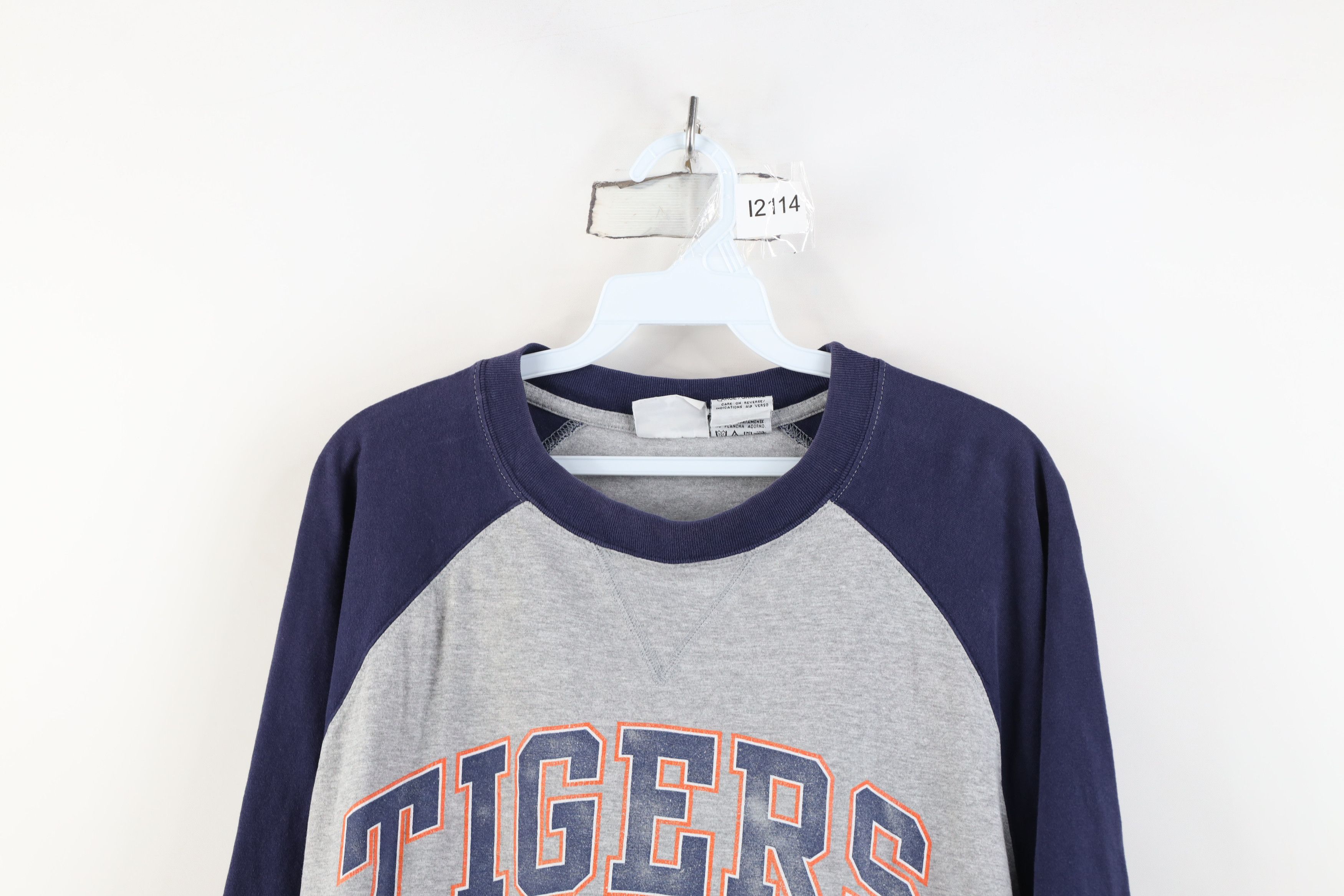 Vintage Vintage Y2K 2000 Tigers Baseball 3/4 Sleeve Raglan T-Shirt Size US L / EU 52-54 / 3 - 2 Thumbnail