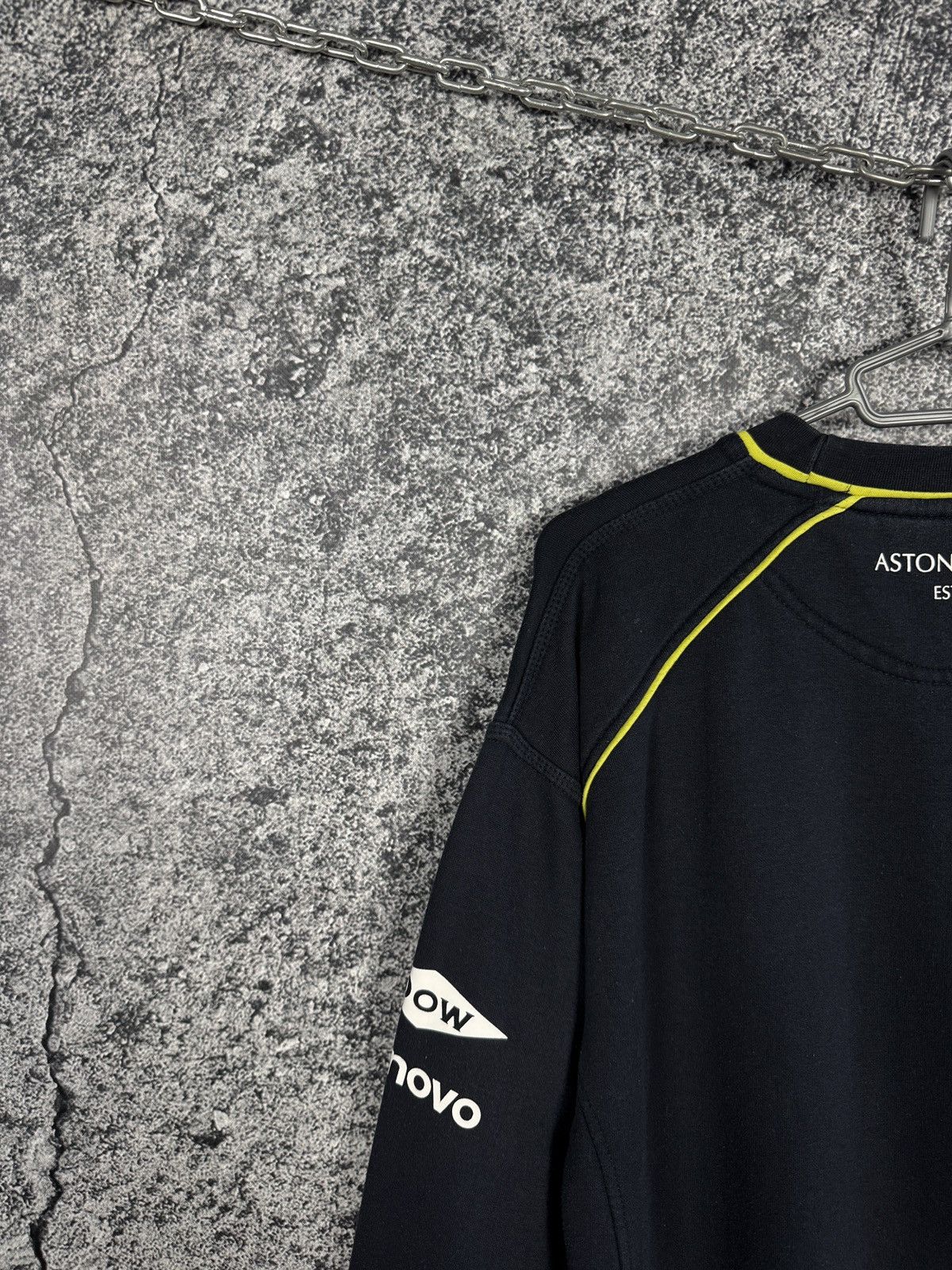 Formula 1 Aston Martin Racing Sweatshirt Pullover Formula 1 Size L Size US L / EU 52-54 / 3 - 15 Thumbnail