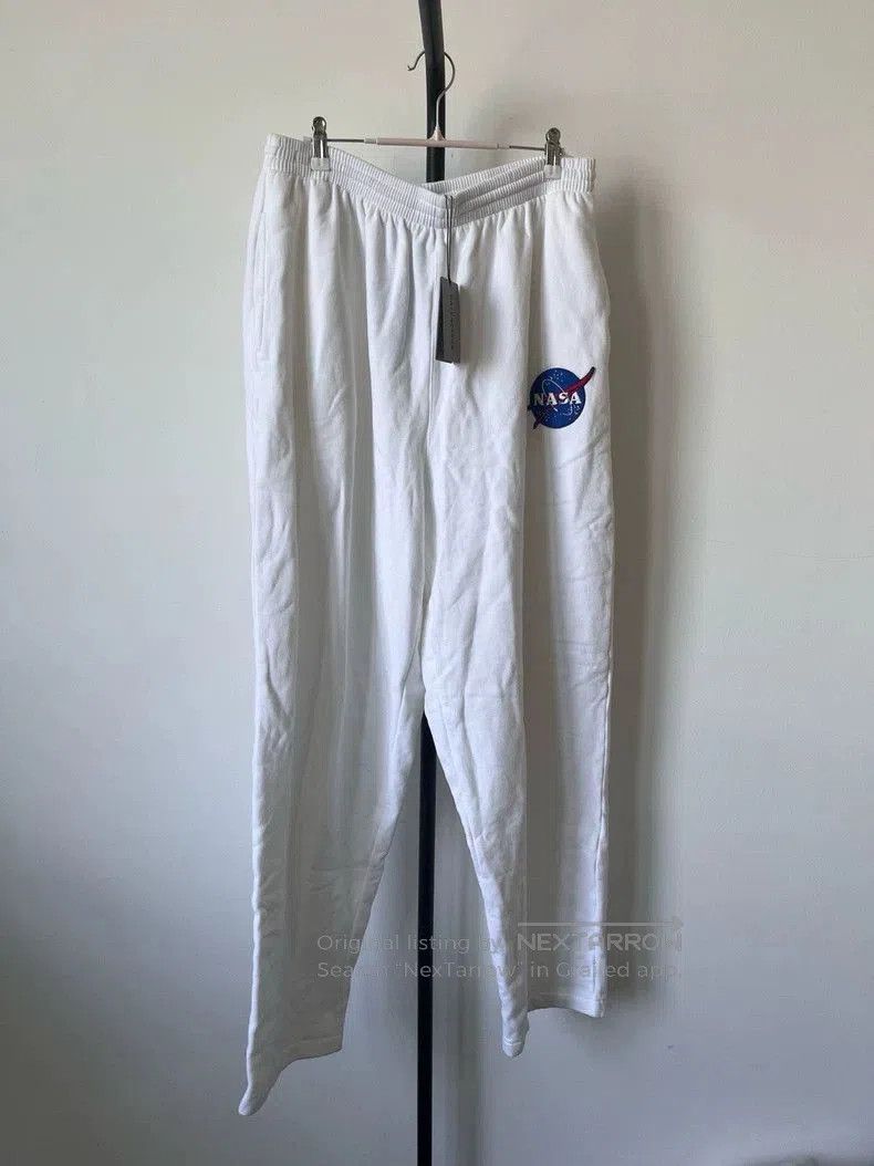 Balenciaga Balenciaga x NASA collaborative loose knit sweatpants. Size US 30 / EU 46 - 1 Thumbnail