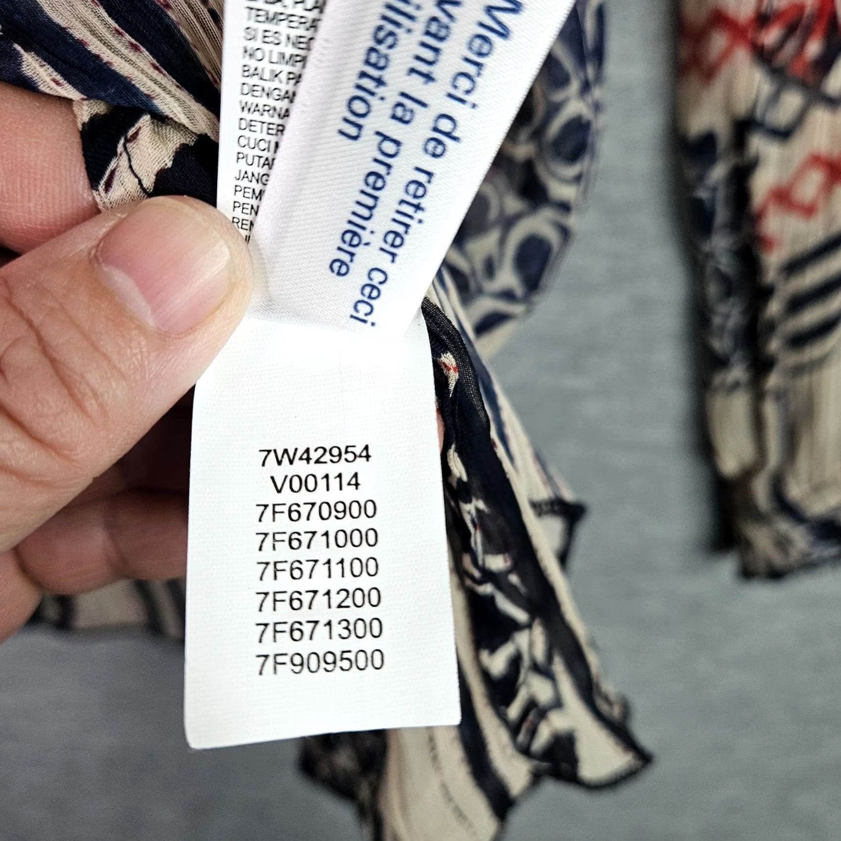 Lucky Brand Lucky Brand Blouse Women's Size Small Long Sleeve Boho Print NWT Multicolor Round Neck Casual Shirts Regular Fit XS? Size S / US 4 / IT 40 - 7 Thumbnail