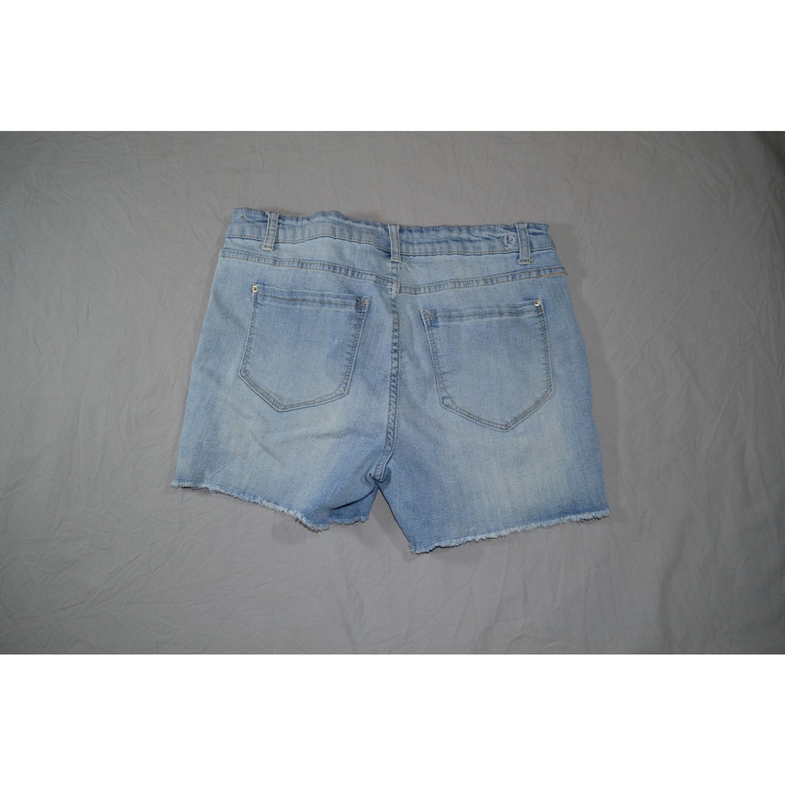 Other Kensie Denim Cut Off Jean Shorts Distressed Floral size 10 Size 32" / US 10 / IT 46 - 6 Thumbnail