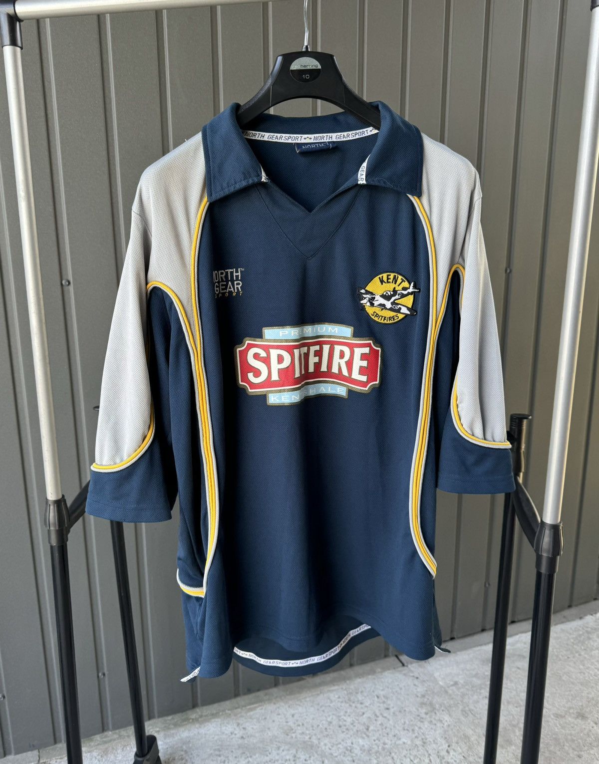 Vintage Vintage Kent Spitfires North Gear Jersey cricket Size US M / EU 48-50 / 2 - 1 Thumbnail