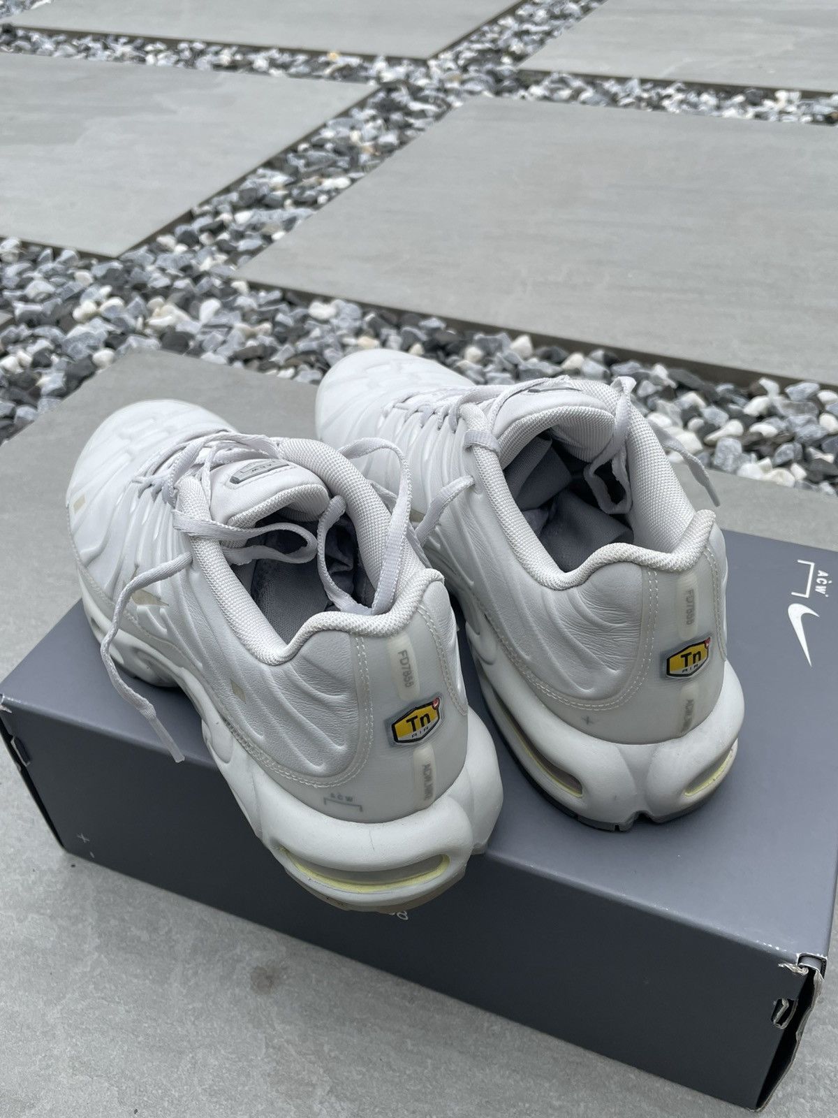 A-COLD-WALL* × Nike White X A-Cold-Wall* Air Max Plus Trainers Size US 8 / EU 41 - 3 Thumbnail