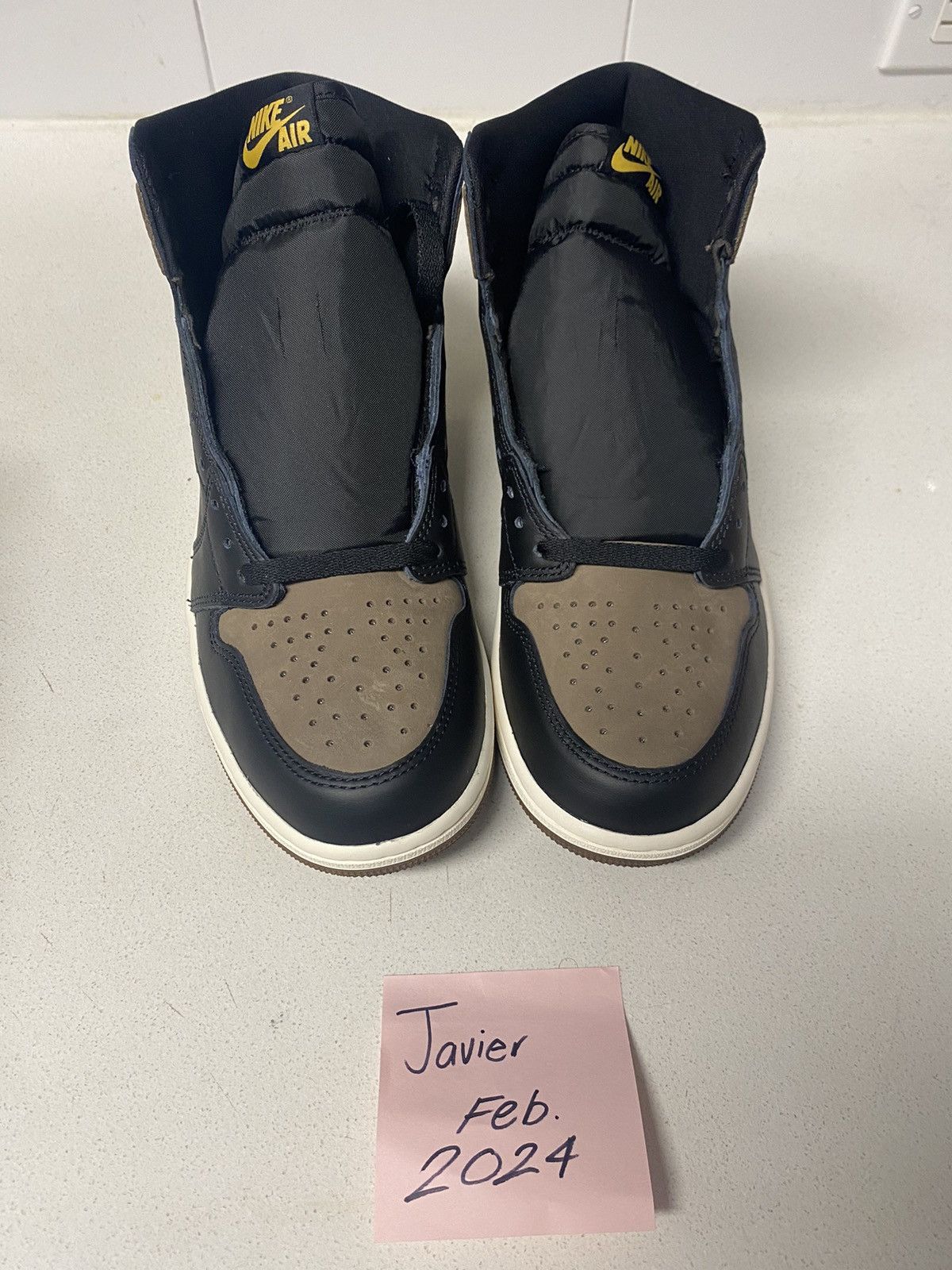 Jordan Brand Brand New Jordan 1 Retro High OG Palomino Size US 9.5 / EU 42-43 - 3 Thumbnail