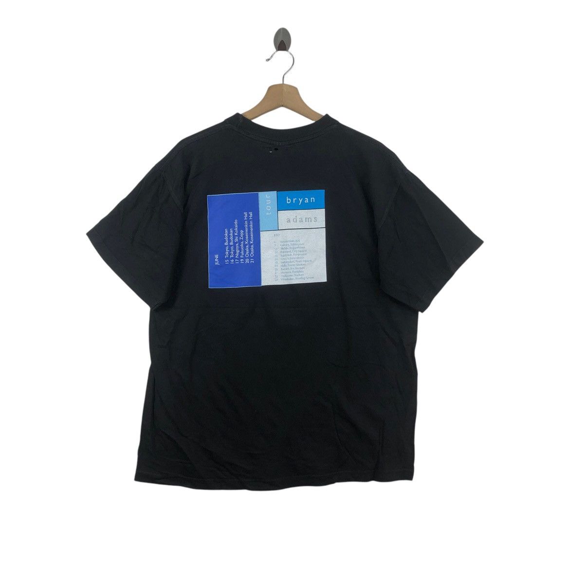 Vintage Vintage 90’ BRYAN ADAMS Waking Up The Neighbours Tee Shirt Size US L / EU 52-54 / 3 - 4 Thumbnail
