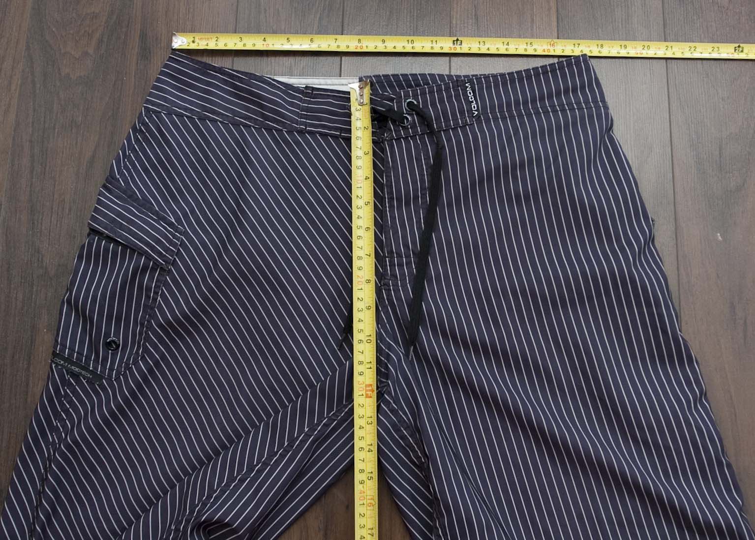 Volcom Volcom Mod Tech Board Shorts Size 35 Dark Gray Stripe Size US 35 - 4 Thumbnail