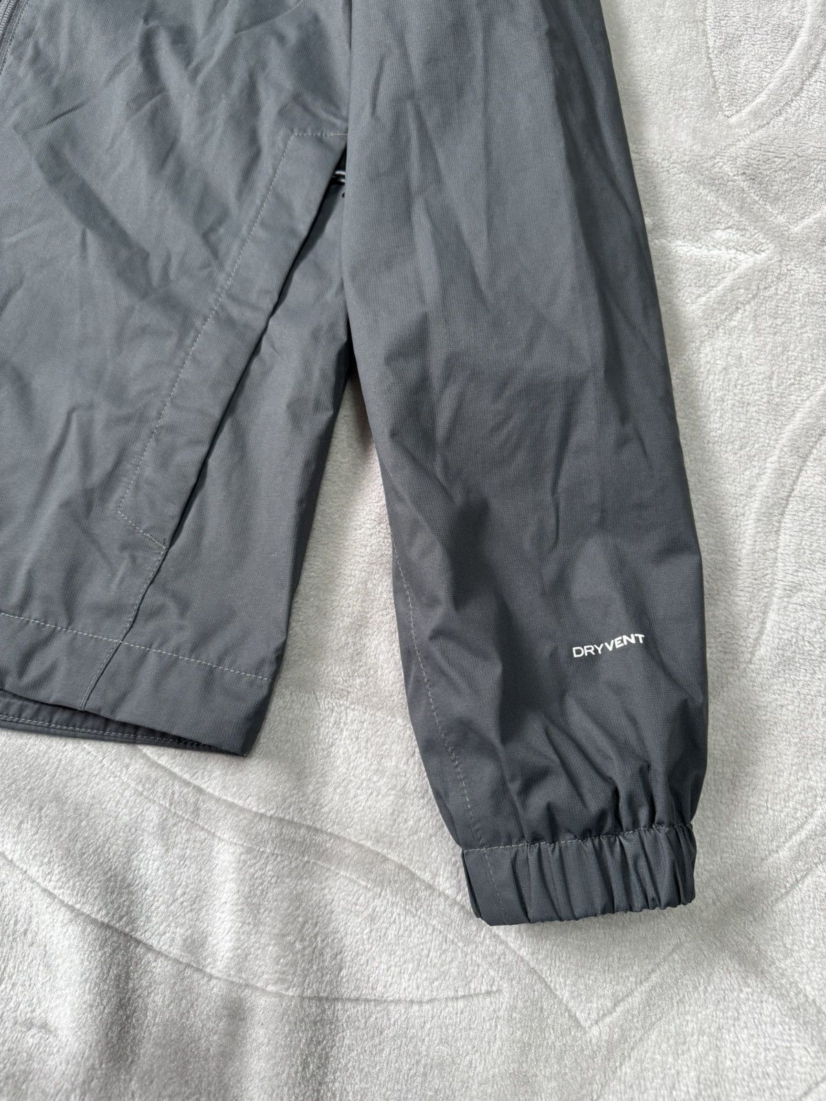 The North Face The North Face 1990 Mountain Q Jacket Asphalt Grey size XS Size US S / EU 44-46 / 1 - 5 Thumbnail