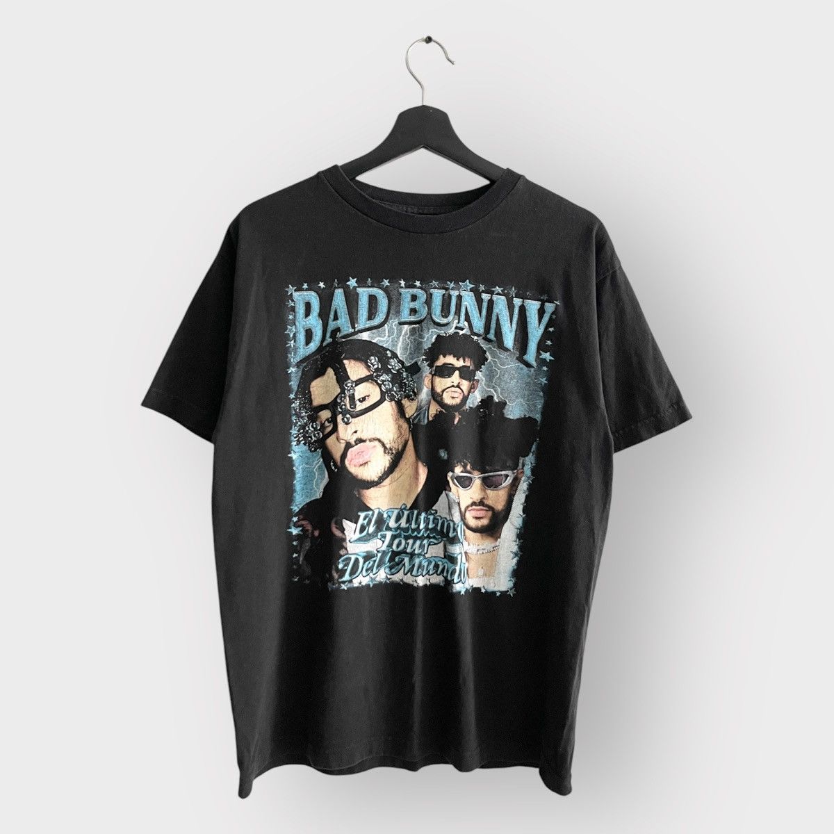 Band Tees STEAL! 2010s Bad Bunny Thunder Bolt Tee (M) Size US M / EU 48-50 / 2 - 1 Thumbnail