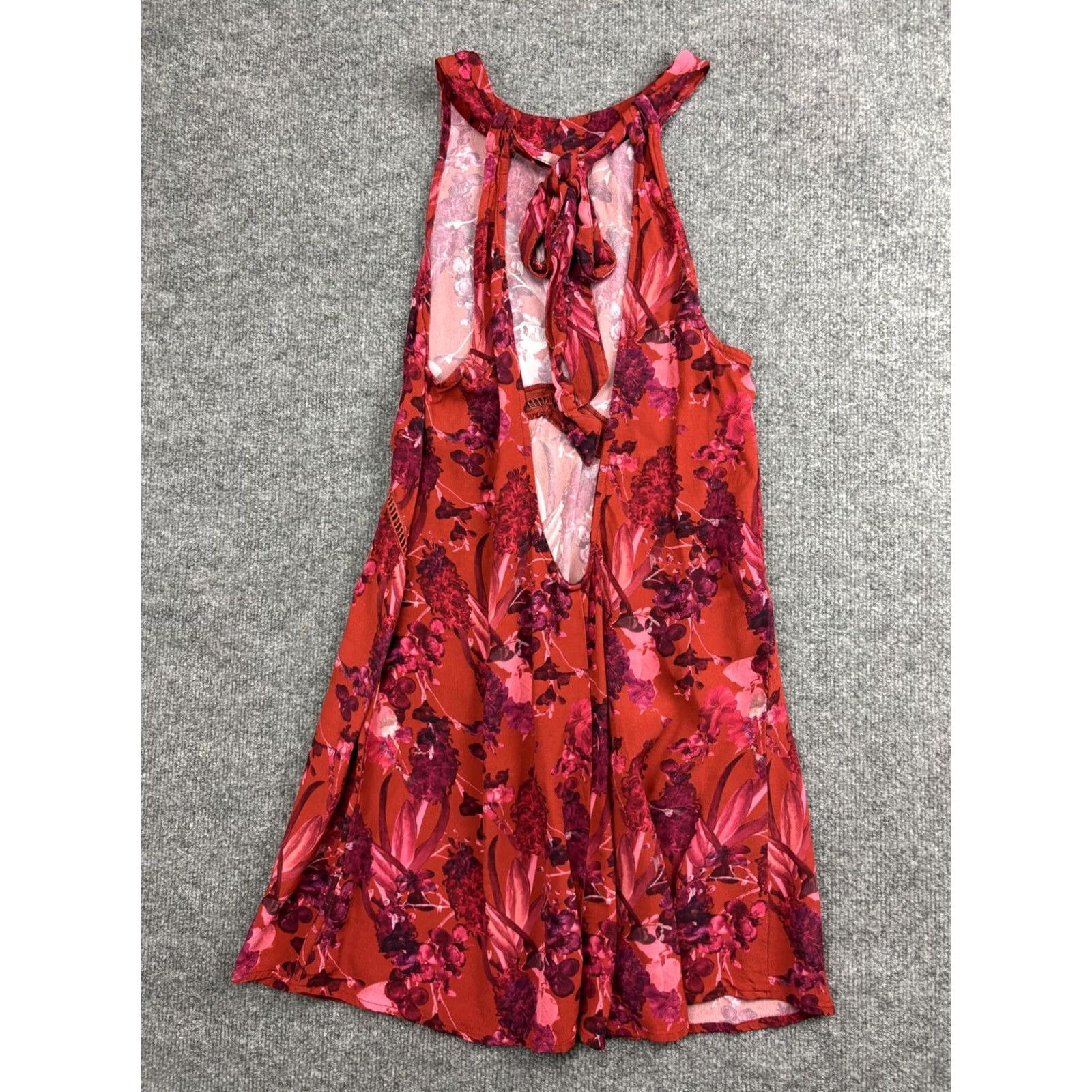 Beach Riot VINTAGE Beach Riot Dress Womens Small Red Pink Floral Halter Tie Neck Open Back Rayon Size S / US 4 / IT 40 - 6 Thumbnail