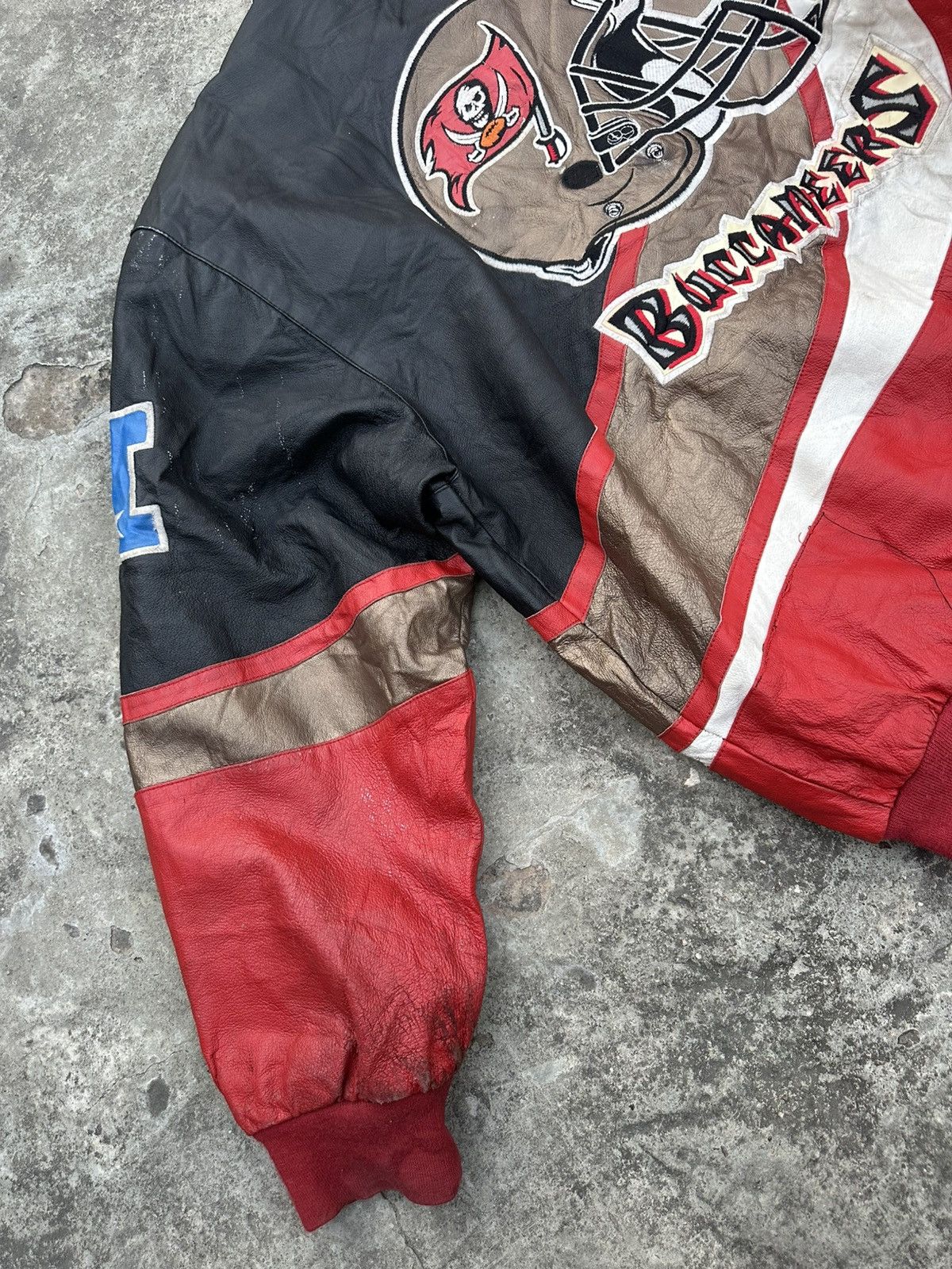Reebok Rare Vintage Jeff Hamilton Buccaneers NFL x Reebok Jacket Size US XL / EU 56 / 4 - 8 Thumbnail